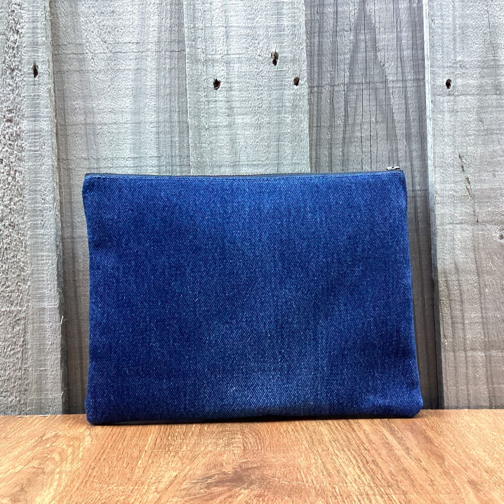 Upcycled Denim Pencil Case – Denim Heart