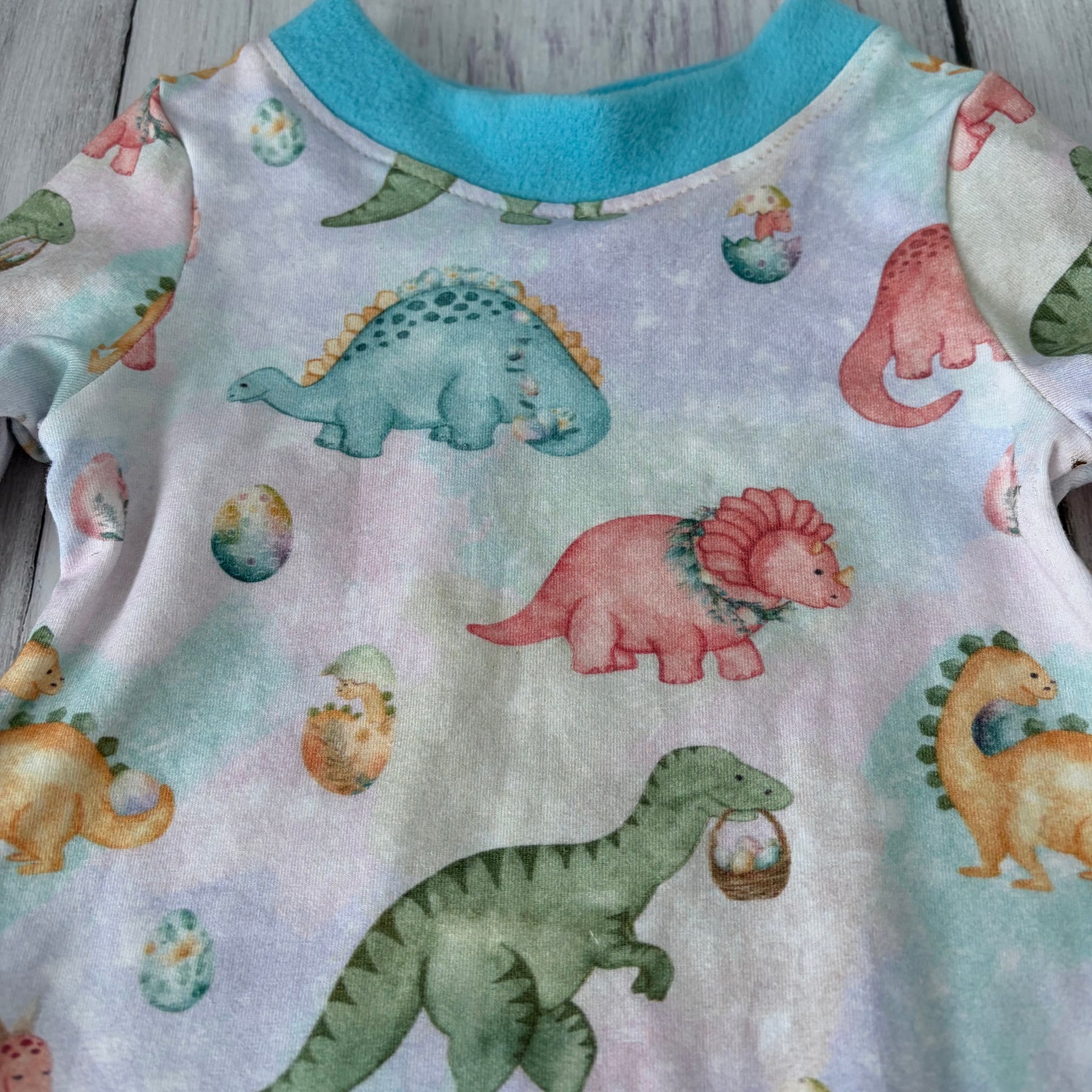 Dinos Unisex PJ’s Size 6-9 months