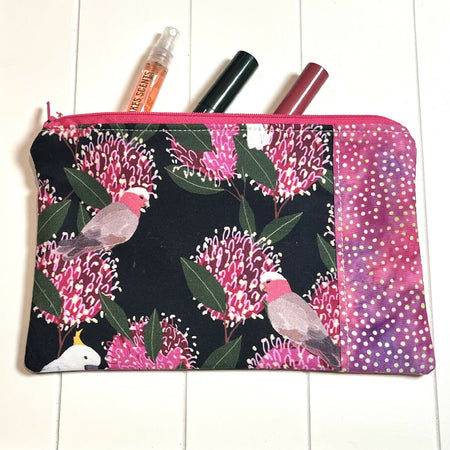 Cockatoo and galah purse