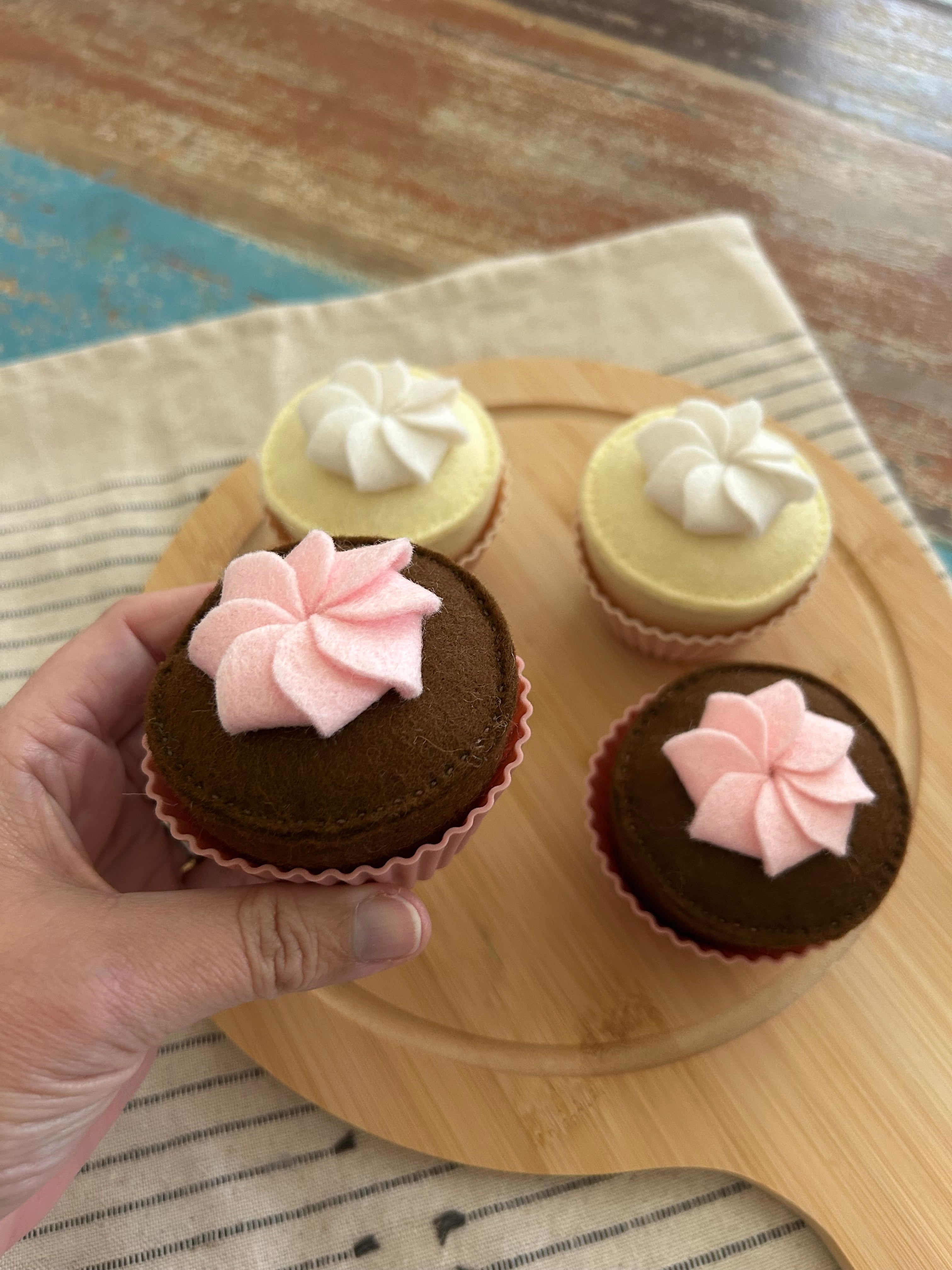 Vanilla Cupcake, felt play food, toddler gift