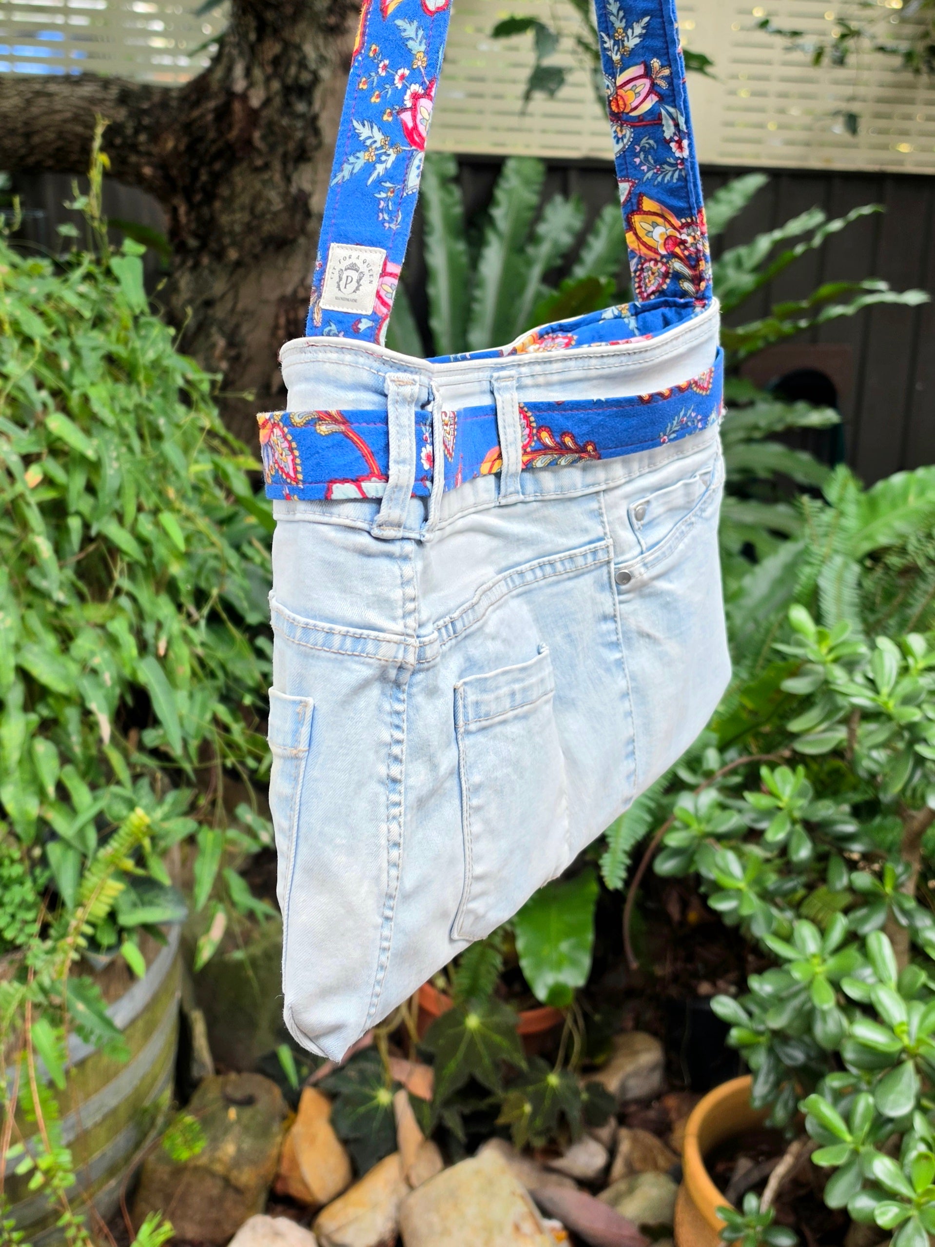 Upcycled Jeans Handbag| Denim & Upcycled Fabrics