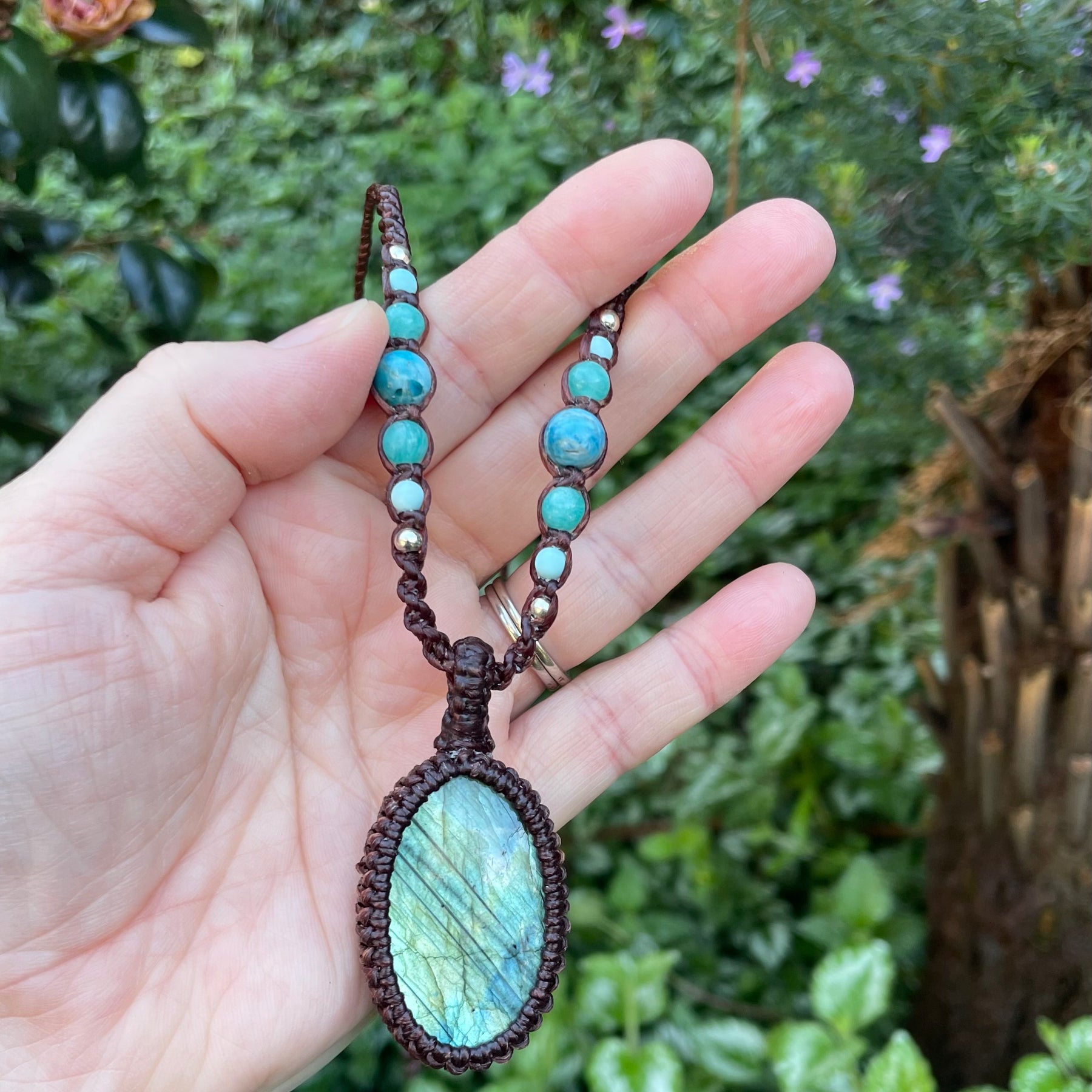 Labradorite Pendant, Macrame necklace boho style, adjustable