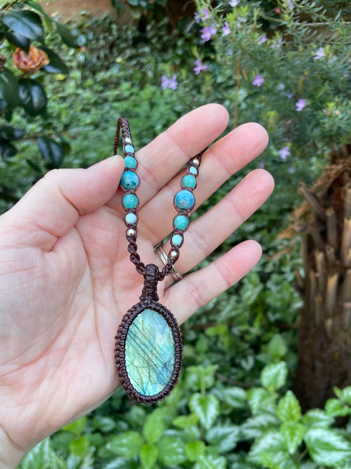 Labradorite Pendant, Macrame necklace boho style, adjustable