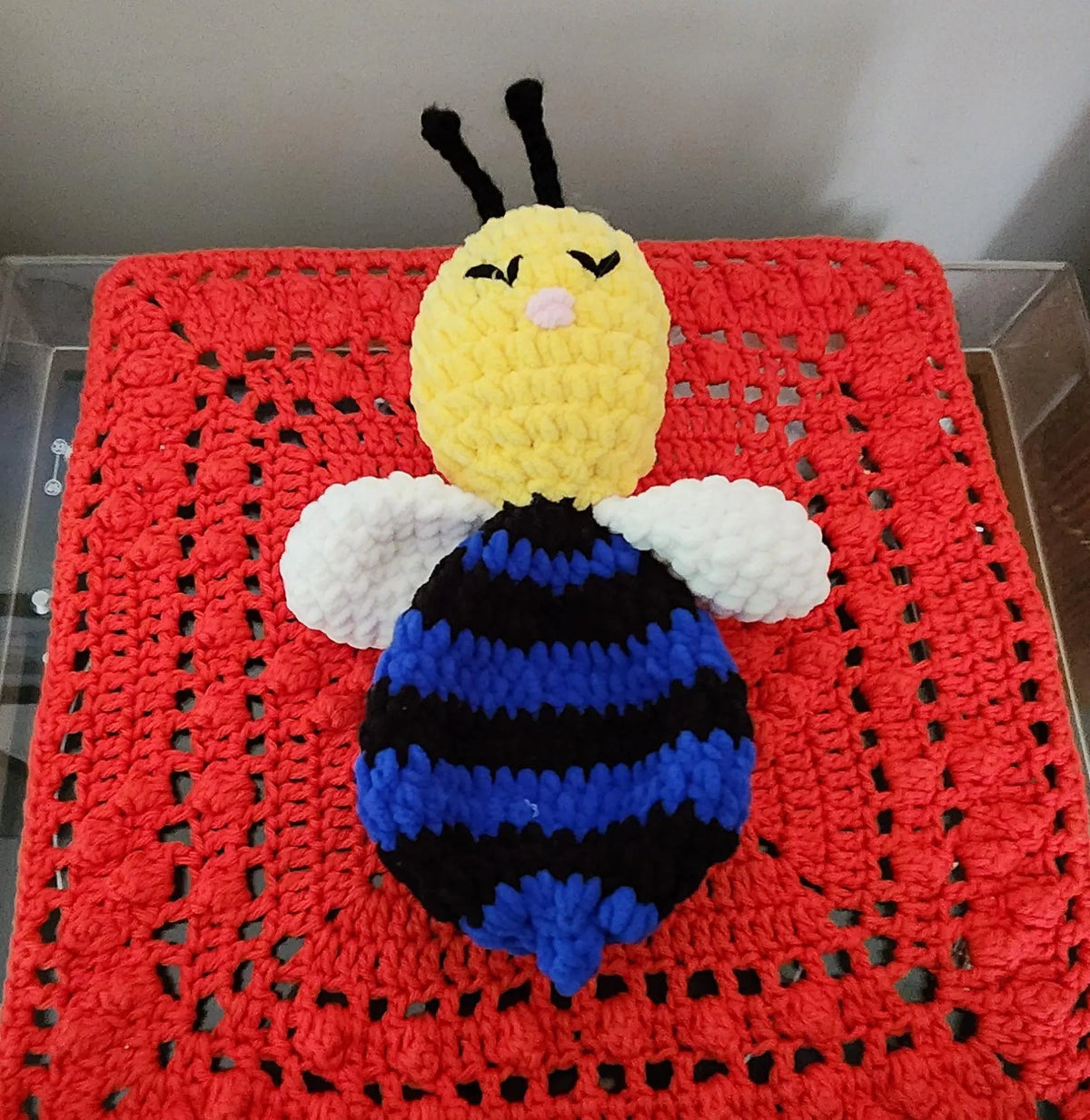 Baby Snuggler - Blue Banded Bee