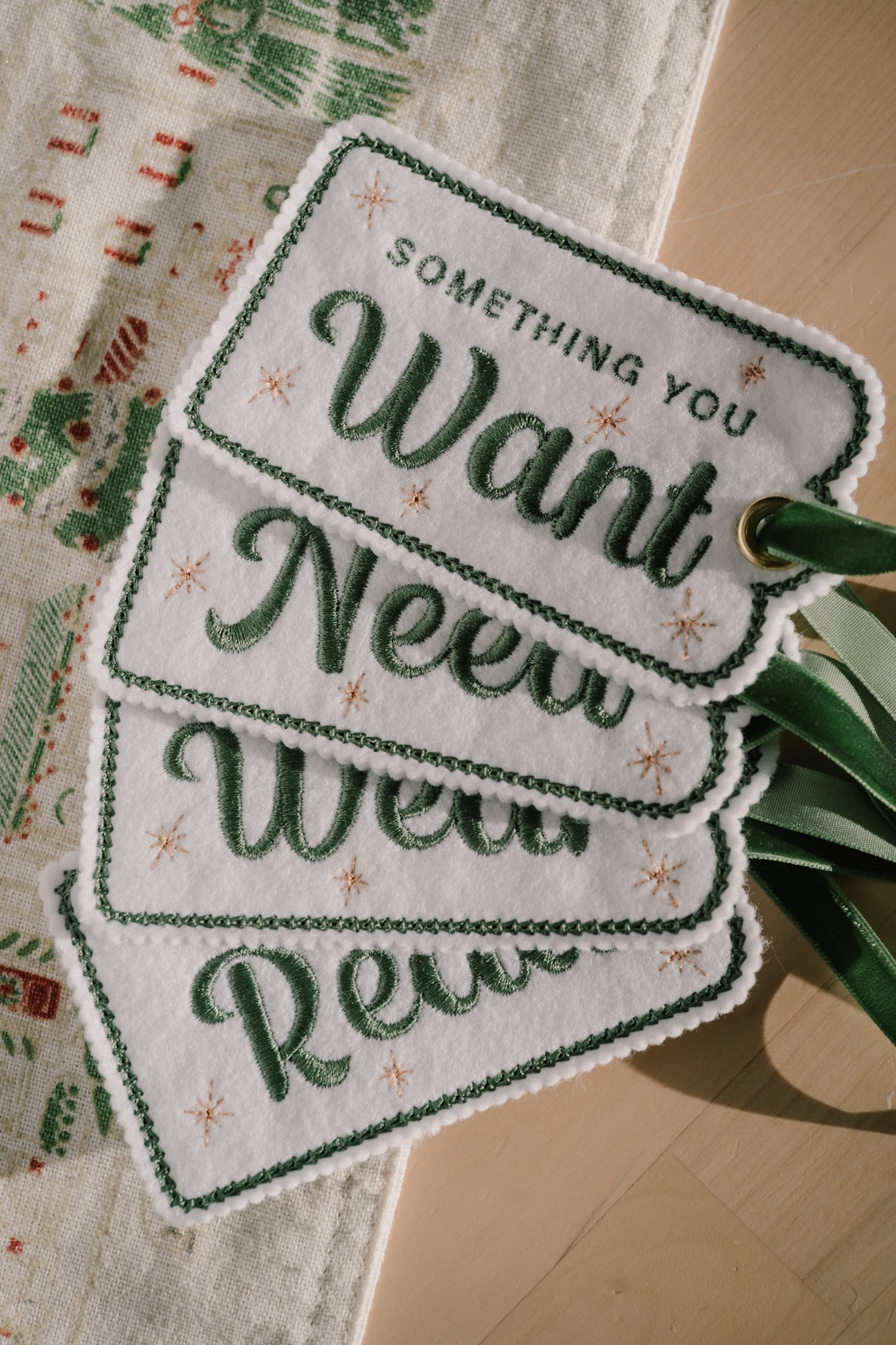 Something you want, something you need, something to wear, something to read gift tag set