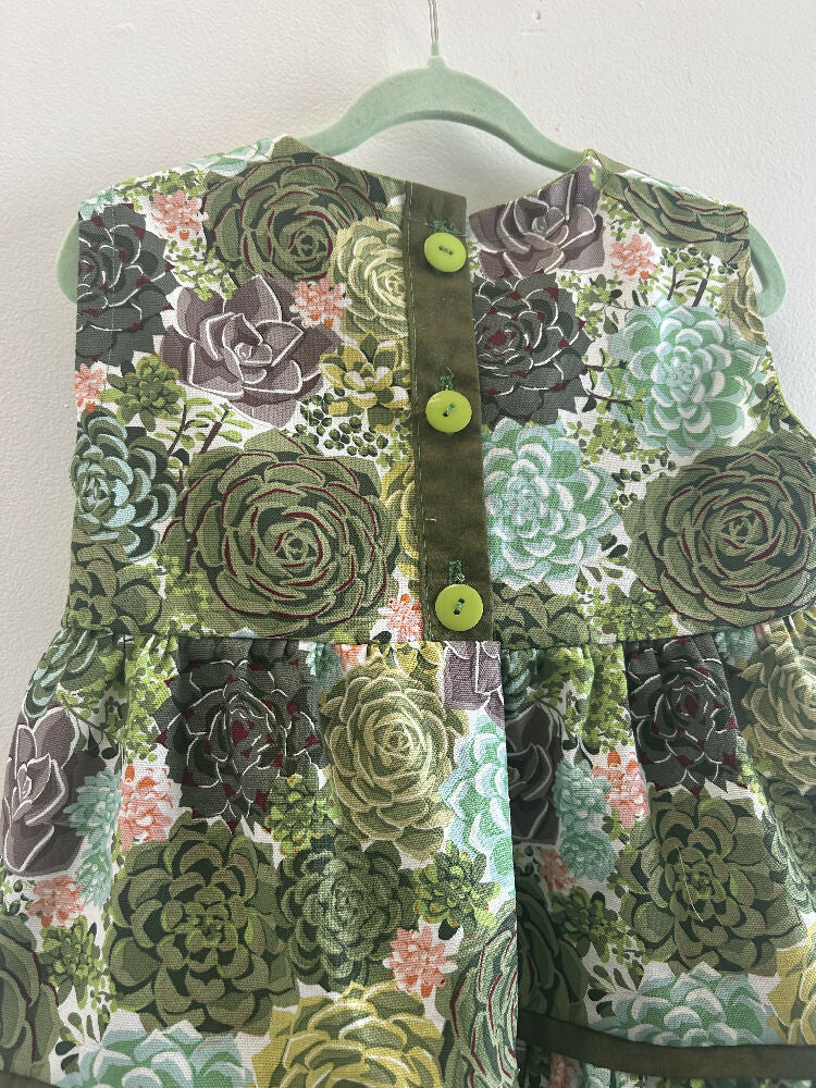 Green harmony dress size 2