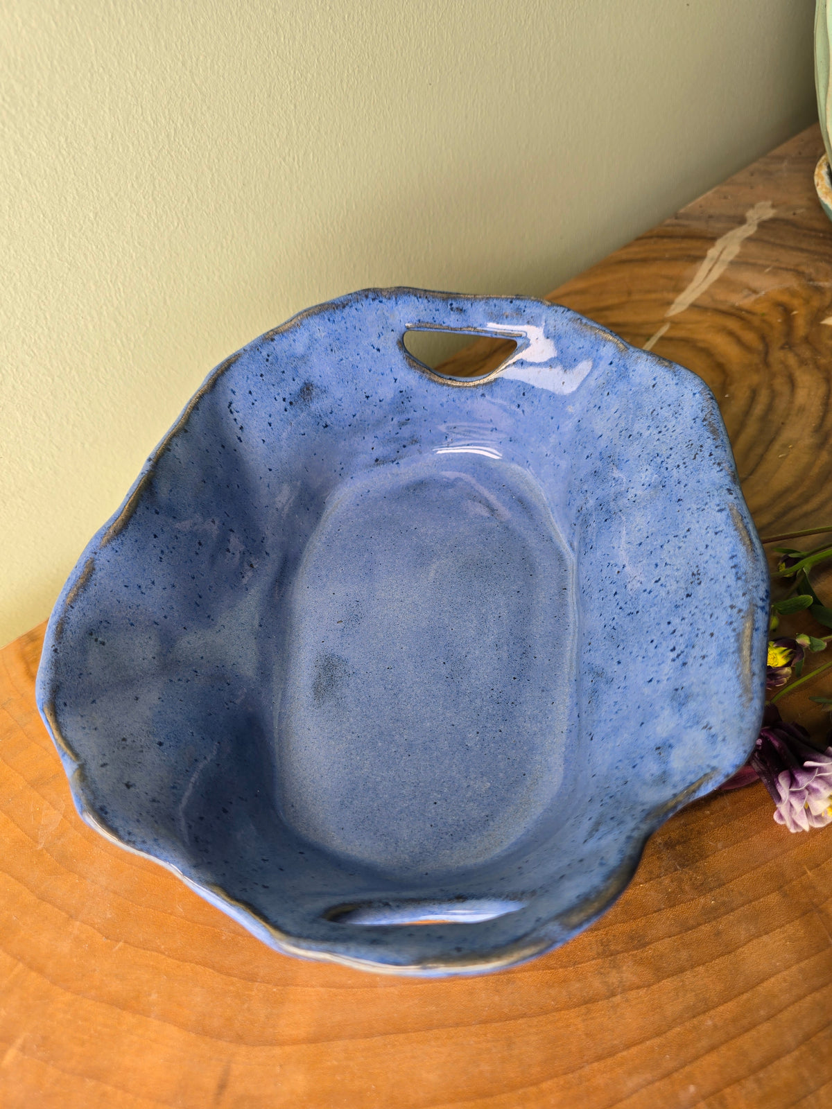 Pretty blue serving dish