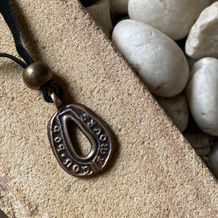 Vulva Pendant