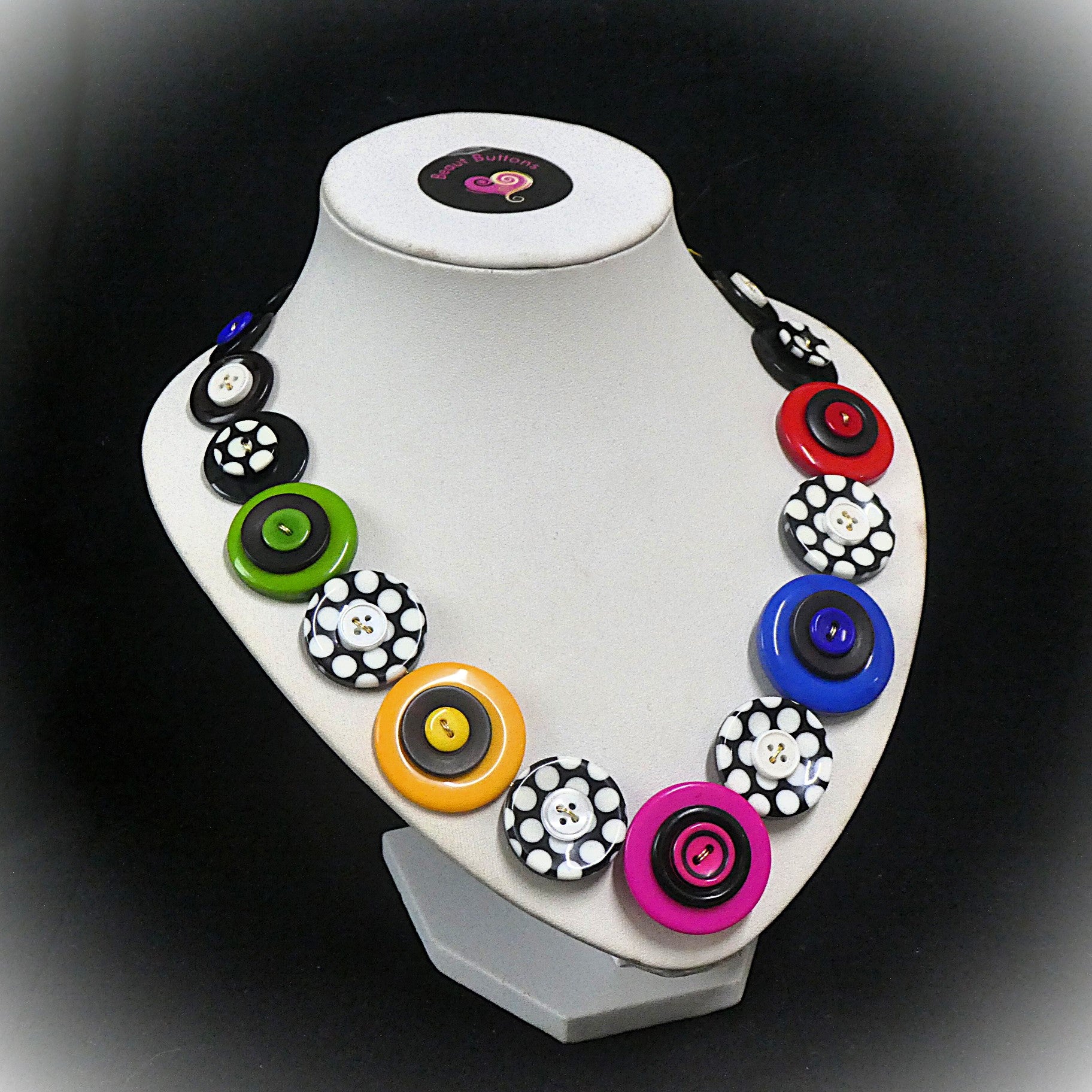 Button necklace - A Spot of Colour