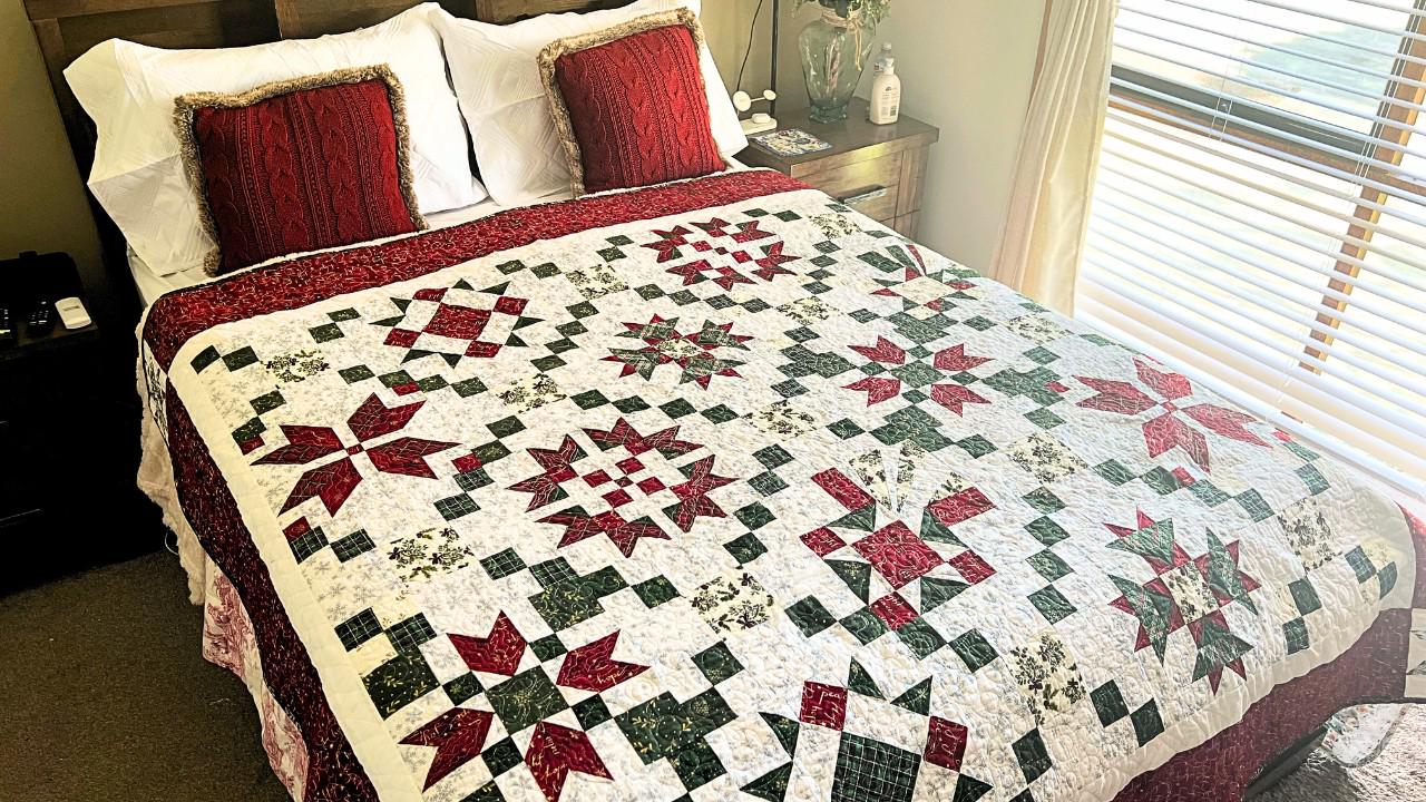 Christmas Quilt Pattern Bundle: 8 Holiday Quilt Blocks, Video Tutorial (PDF Pattern)