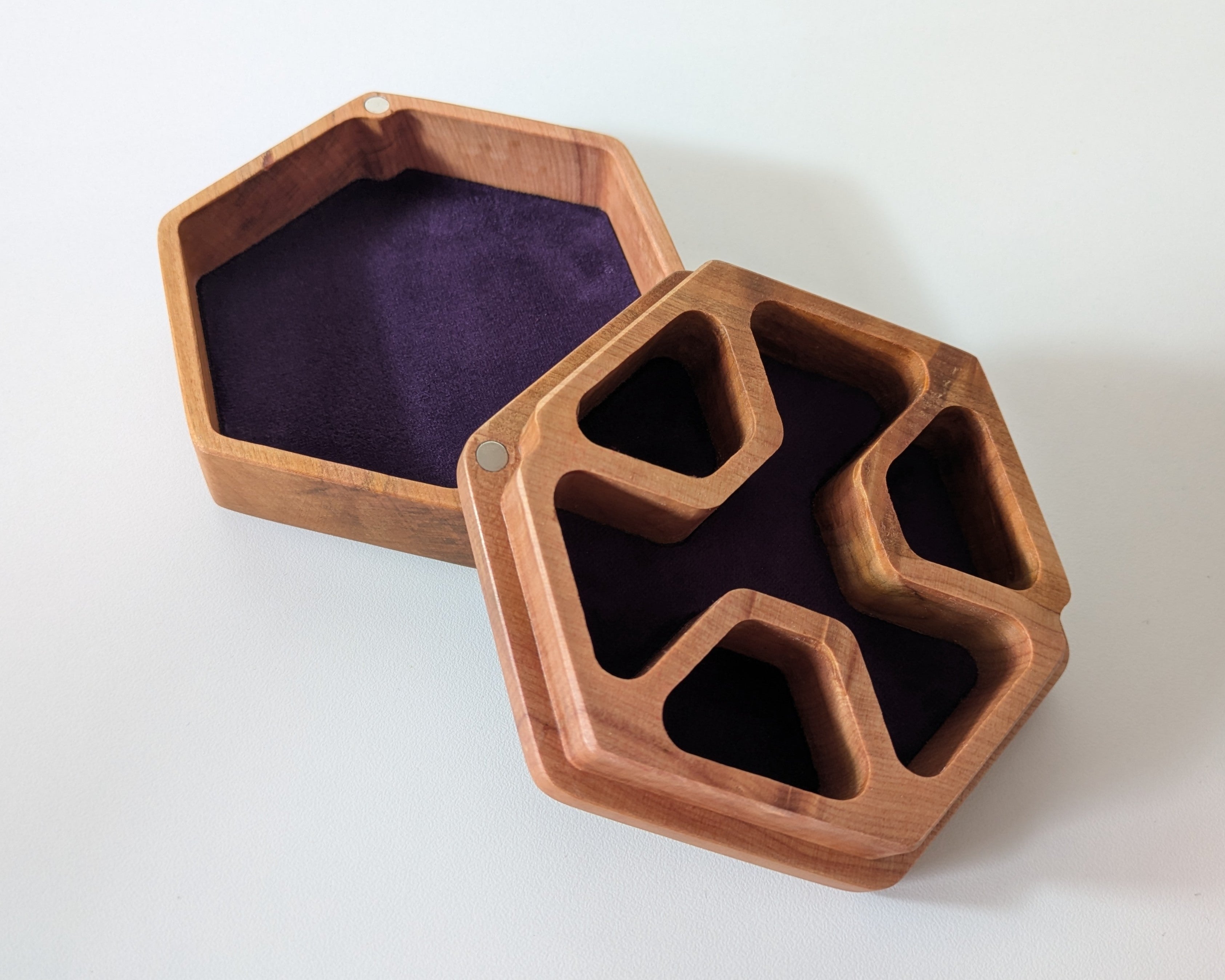 Wooden Hex Dice Box with Rolling Tray