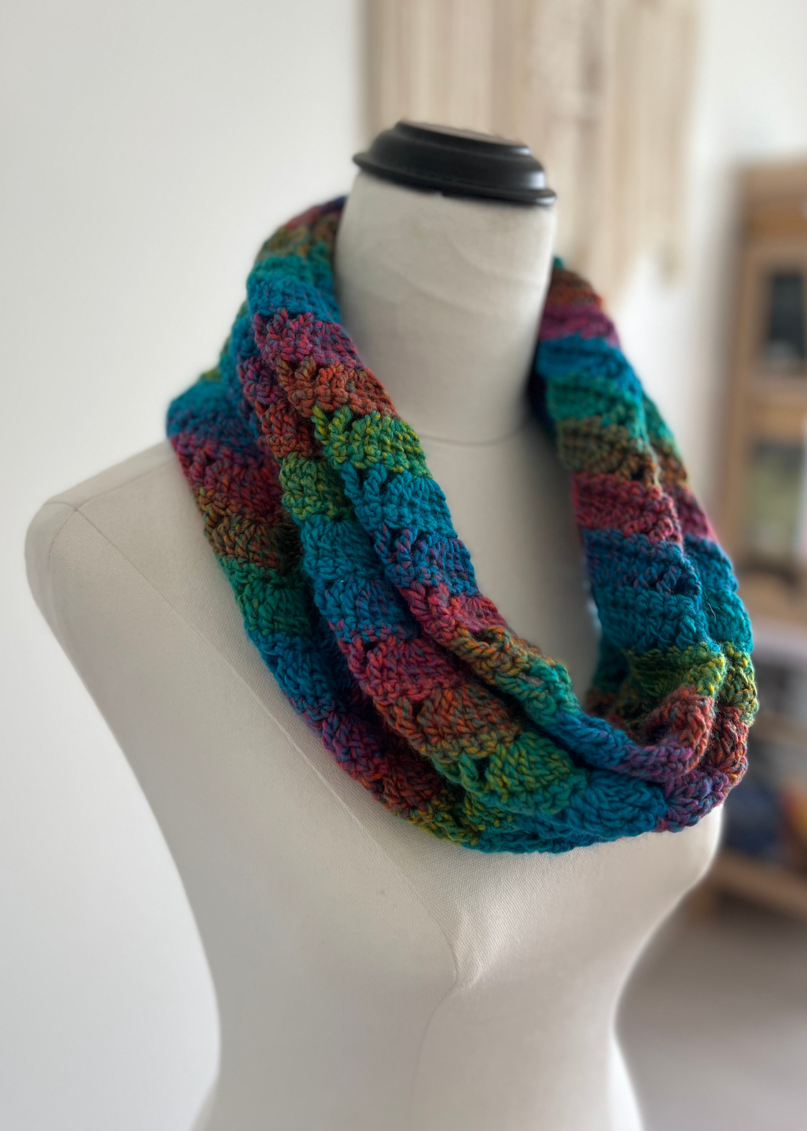 Crochet Winter Bright Cowl