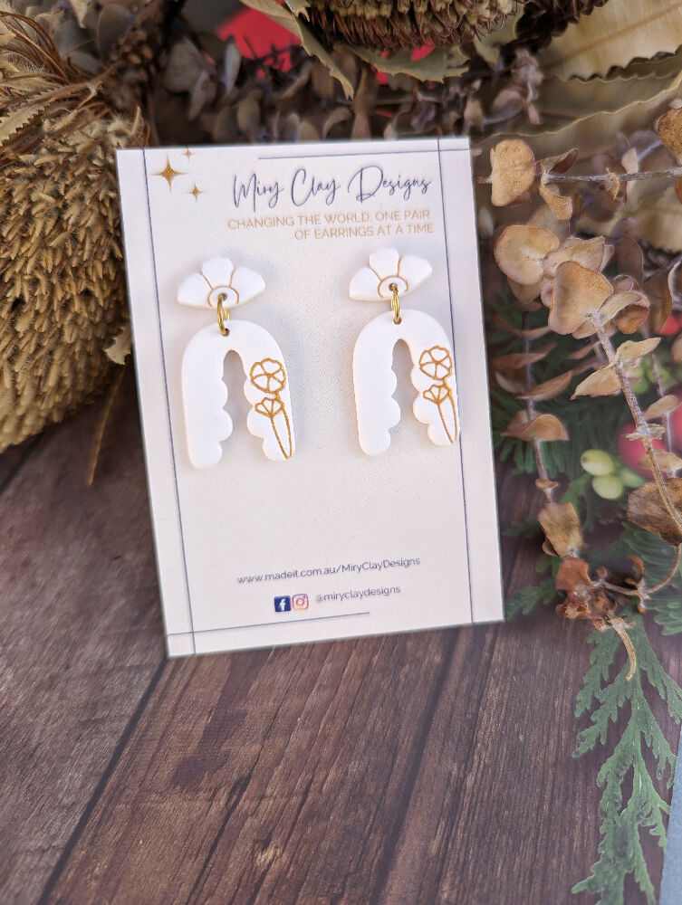 Poppy white dangles