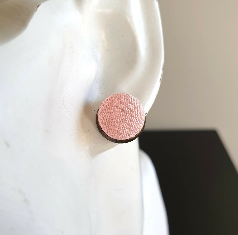 1.4cm Round Pale Pink Kimono Fabric Cabochon stud earrings