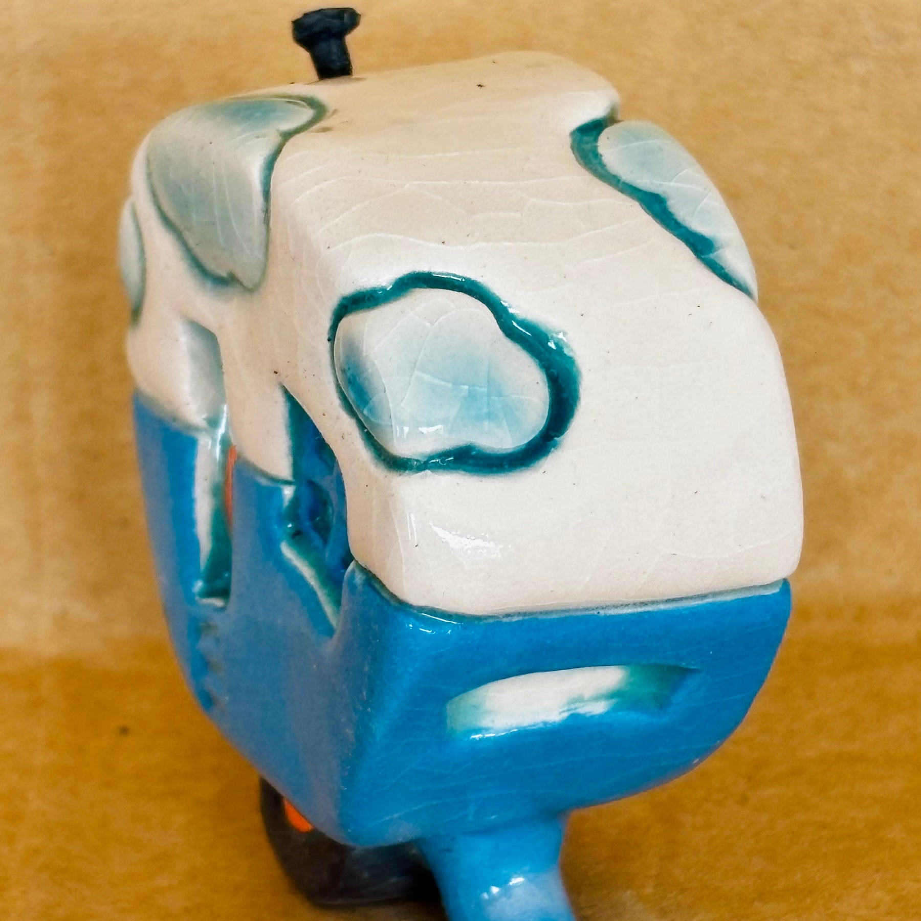 Small Retro Collectable Ceramic Caravan 9
