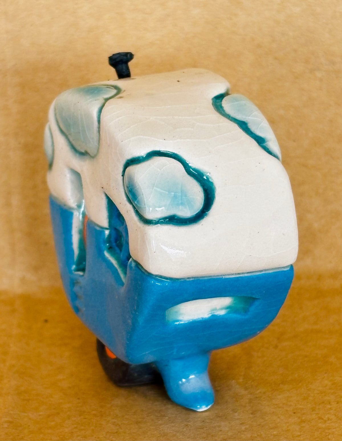 Small Retro Collectable Ceramic Caravan 9