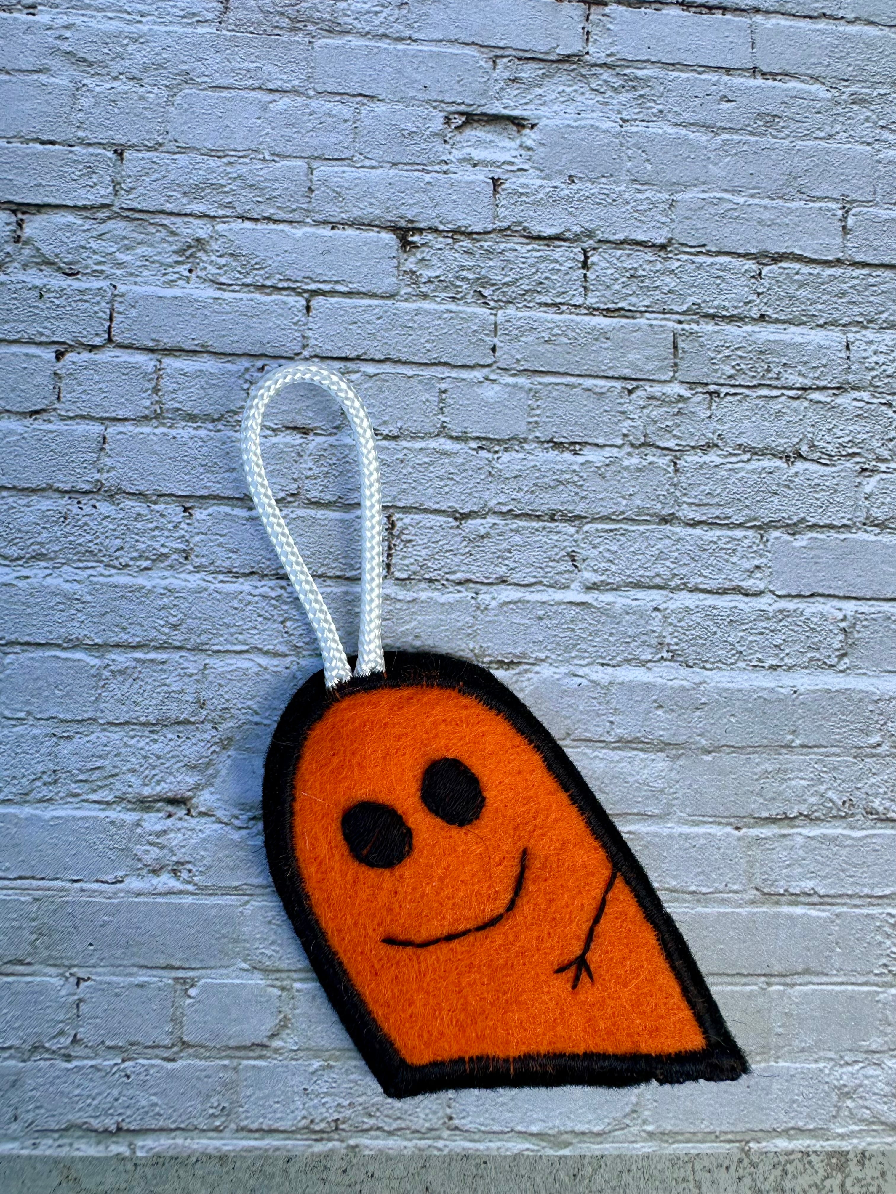 Doogle  Hobart graffiti guy felt bag charm