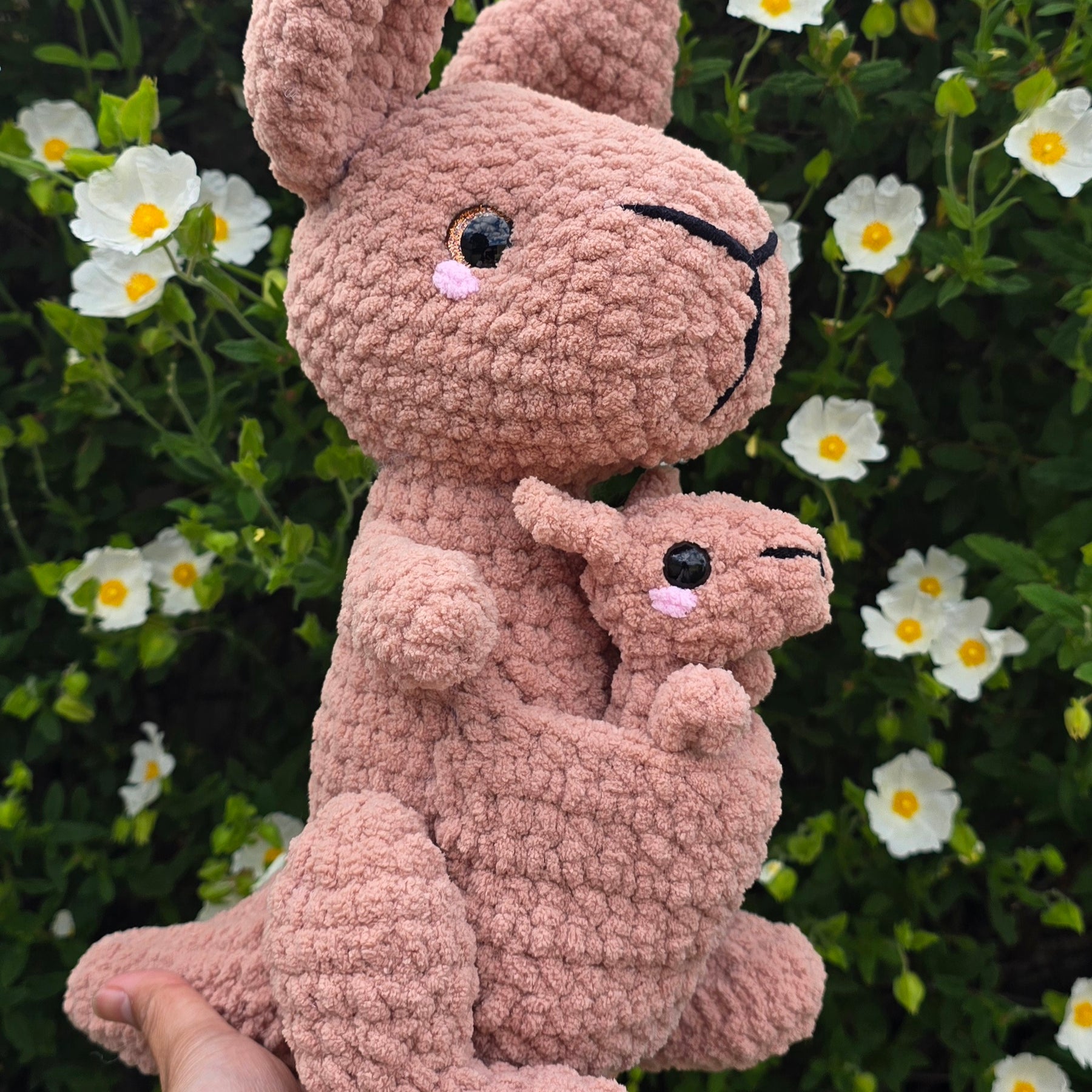 Mama Roo and Joey Lou - Crochet