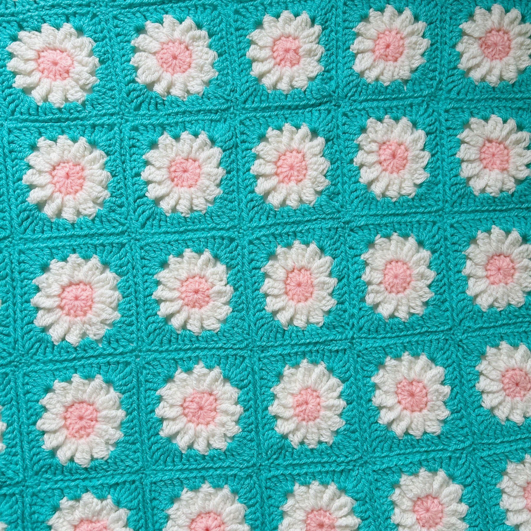 Handmade Crochet Daisy Baby Blanket – Turquoise, Pink & White Floral Granny Square Blanket