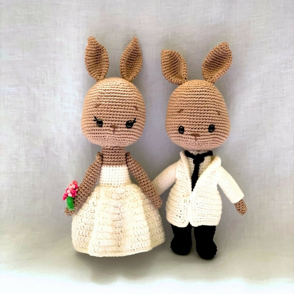 Crochet Wedding Bunnies|Customisable Couple Combination and Colours