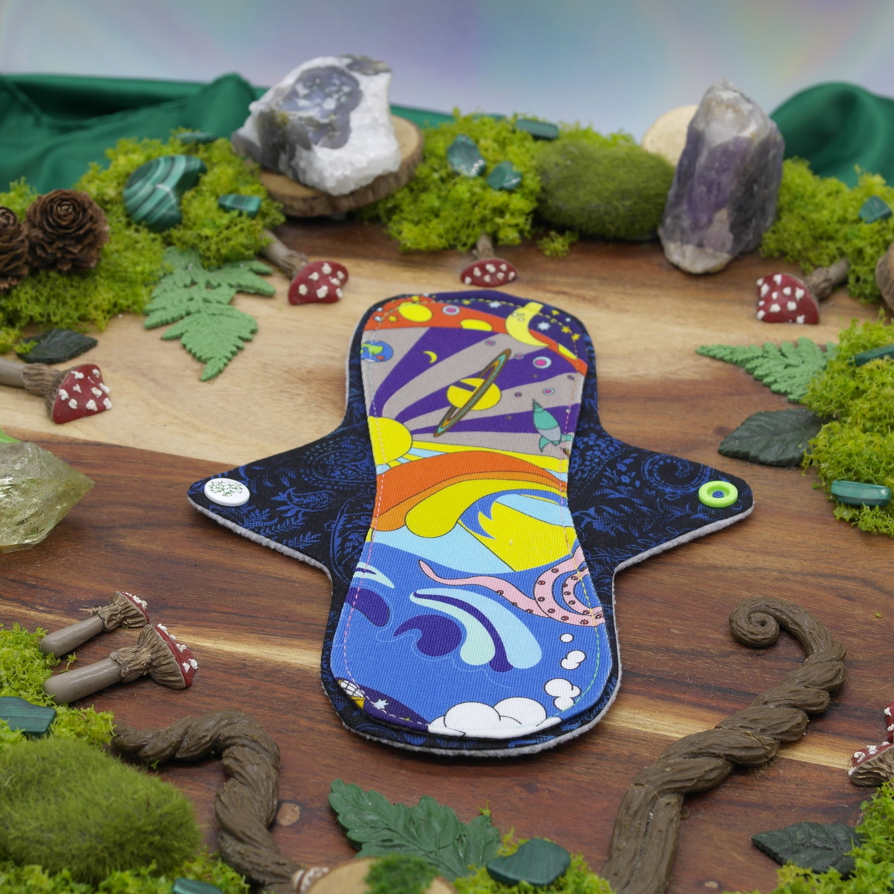 Eco-friendly reusable cloth pad 8" Moderate - Exploration