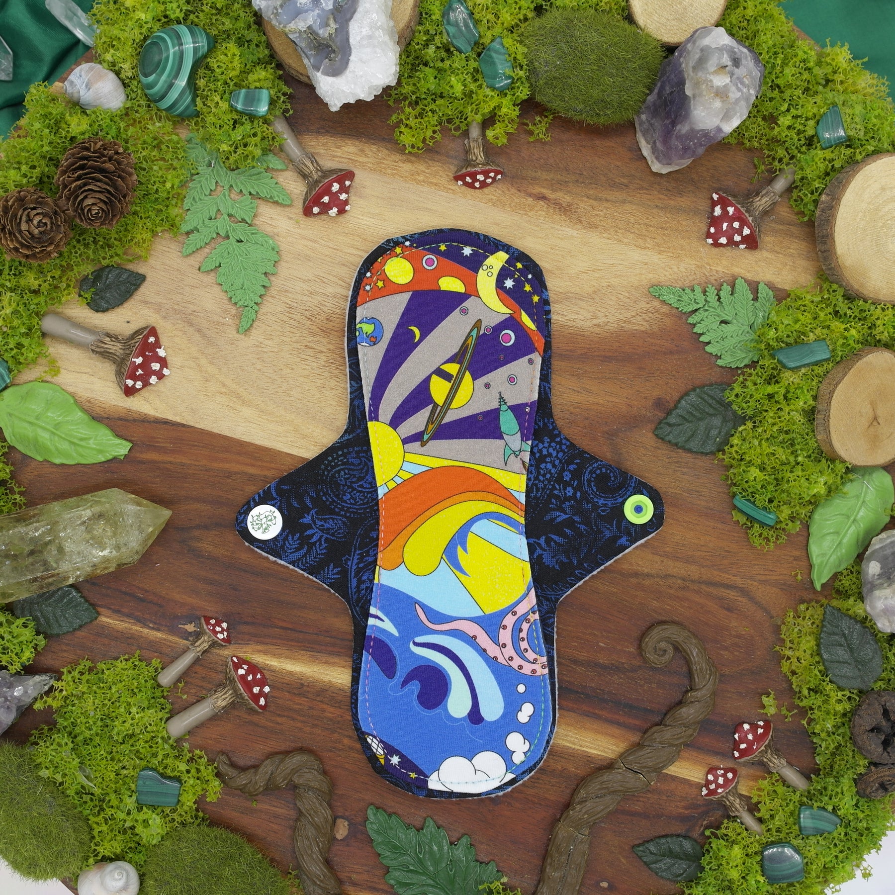Eco-friendly reusable cloth pad 8" Moderate - Exploration