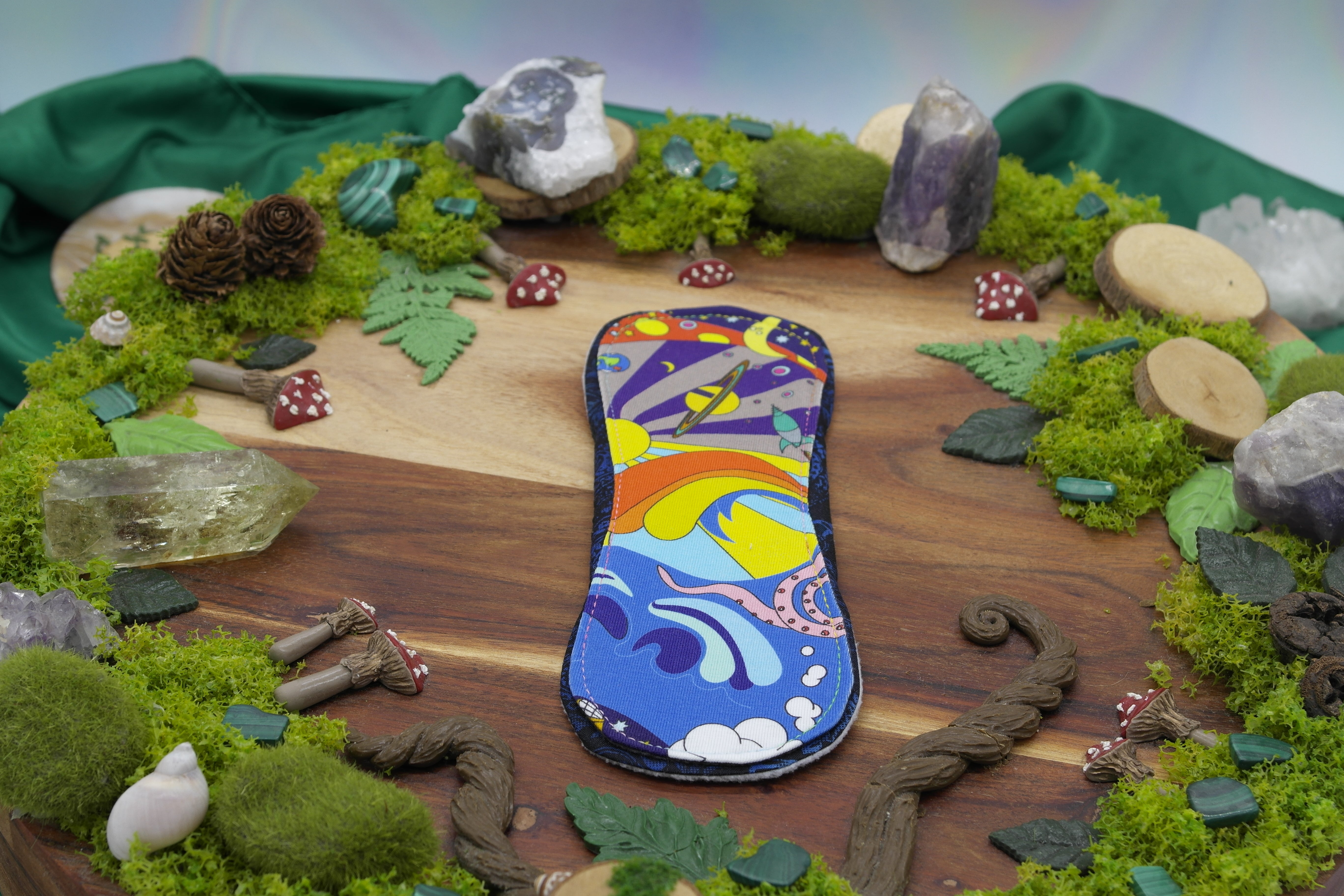 Eco-friendly reusable cloth pad 8" Moderate - Exploration