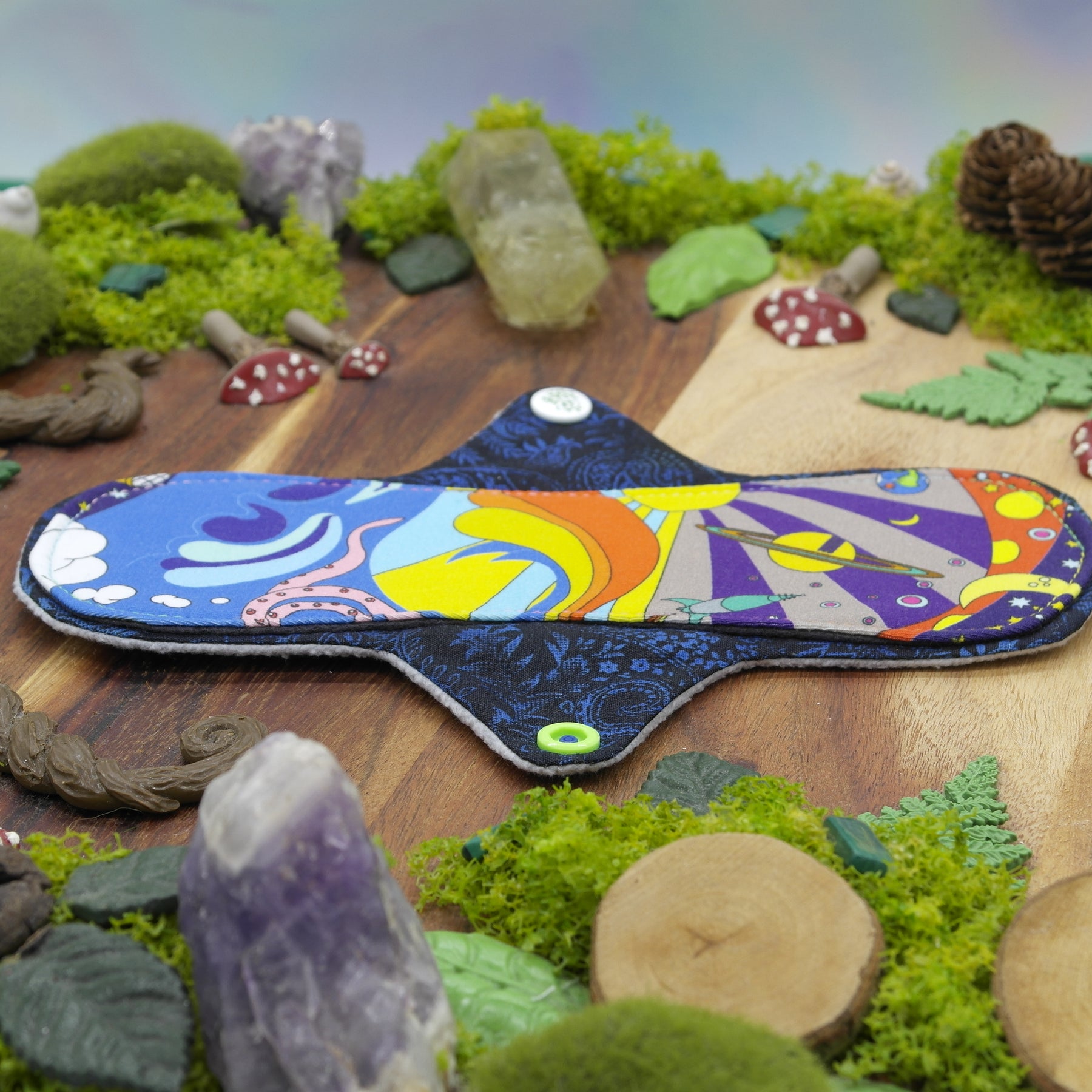 Eco-friendly reusable cloth pad 8" Moderate - Exploration
