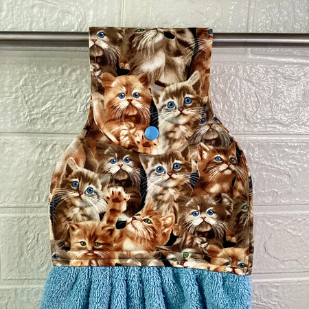 Kittens (sky blue) hanging hand towel.