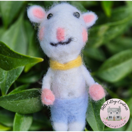 Needle Felted Mouse