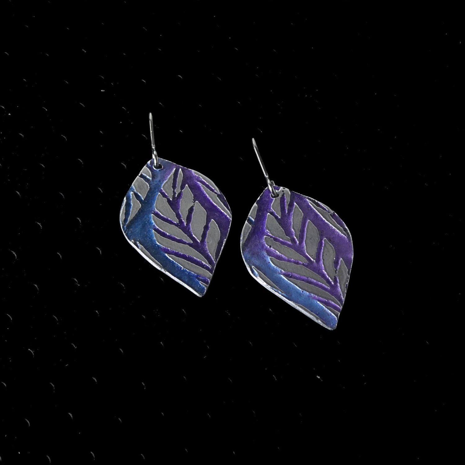 Etched and coloured aluminium earrings - Etched in Nature Collection - A240