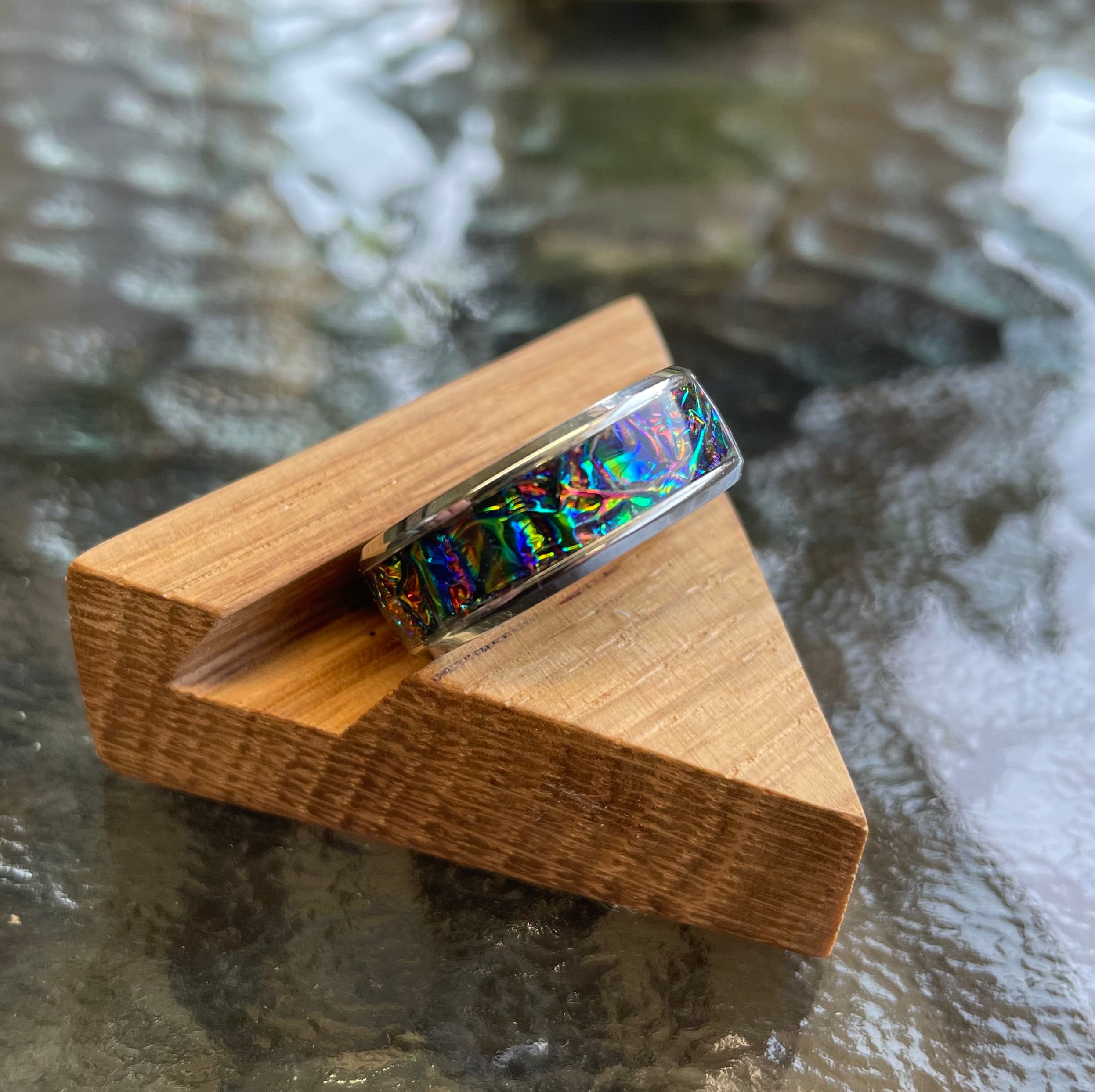 Vibrant Varigated Ring