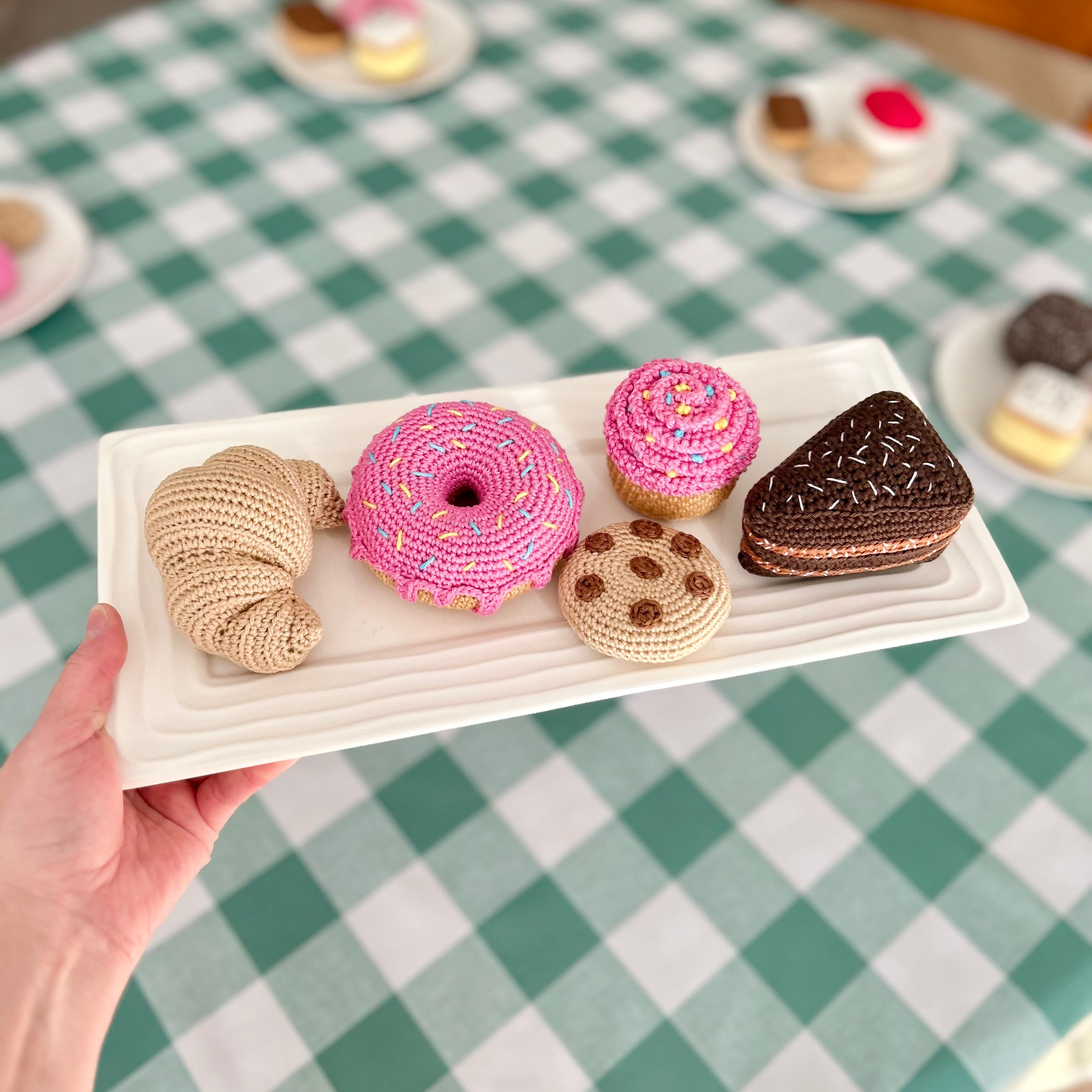 Crochet Café Play Food Set | Donut, Cupcake, Cookie, Cake & Croissant | Cotton | Tea Party Set