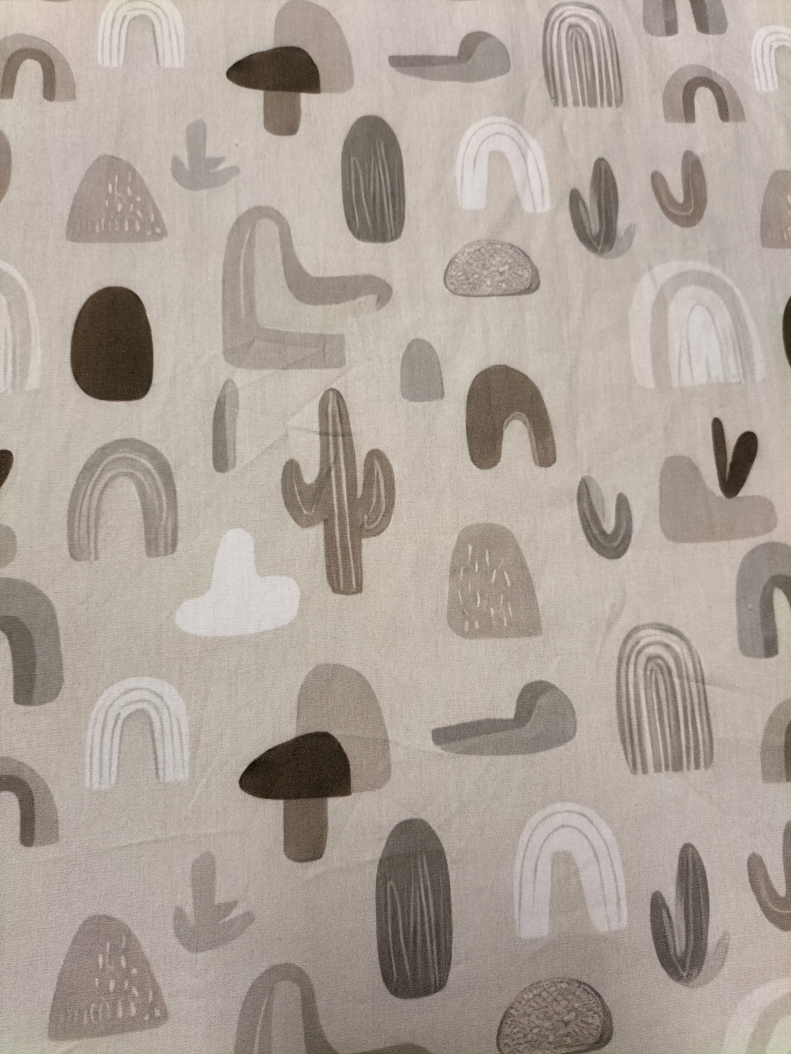 FITTED COT SHEET - CACTUS AND RAINBOWS