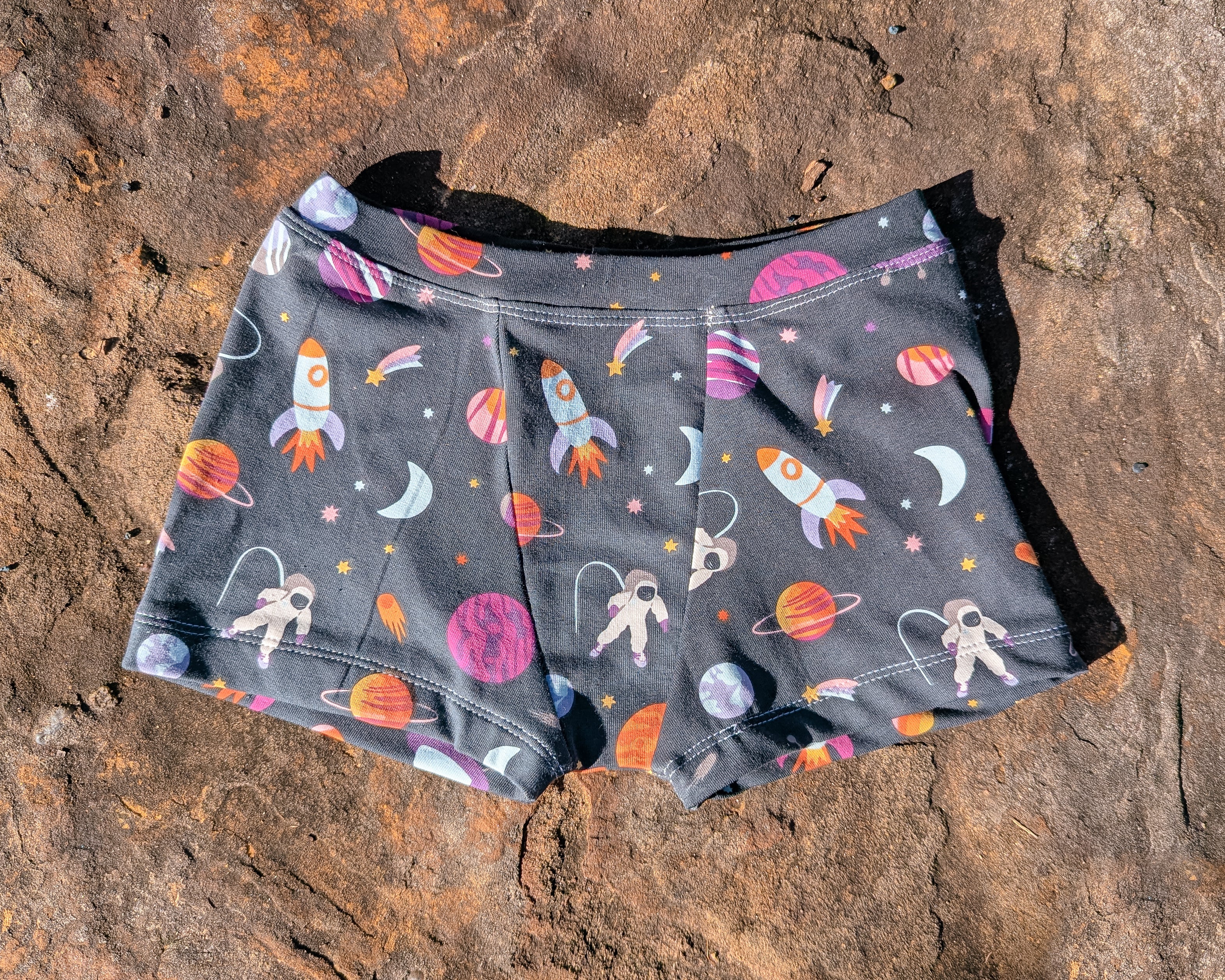 Space travel organic trunk underpants for kids sizes 1 to 12 boys