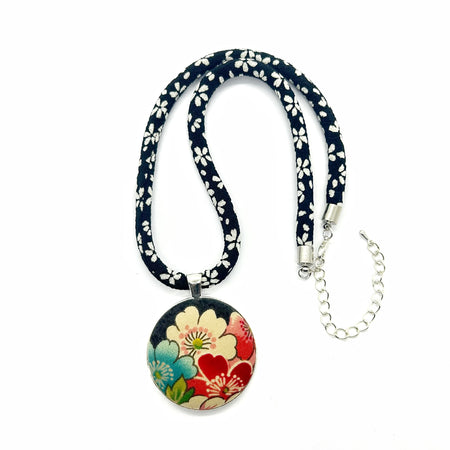 Kimono Pendant Necklace - Black Floral
