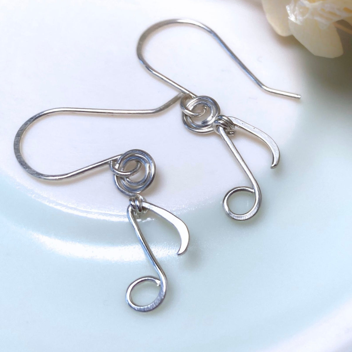 Music dangle earrings | Treble clef, Quaver, Double quaver | Sterling silver, Gold-filled, Stainless steel | Music lover gift