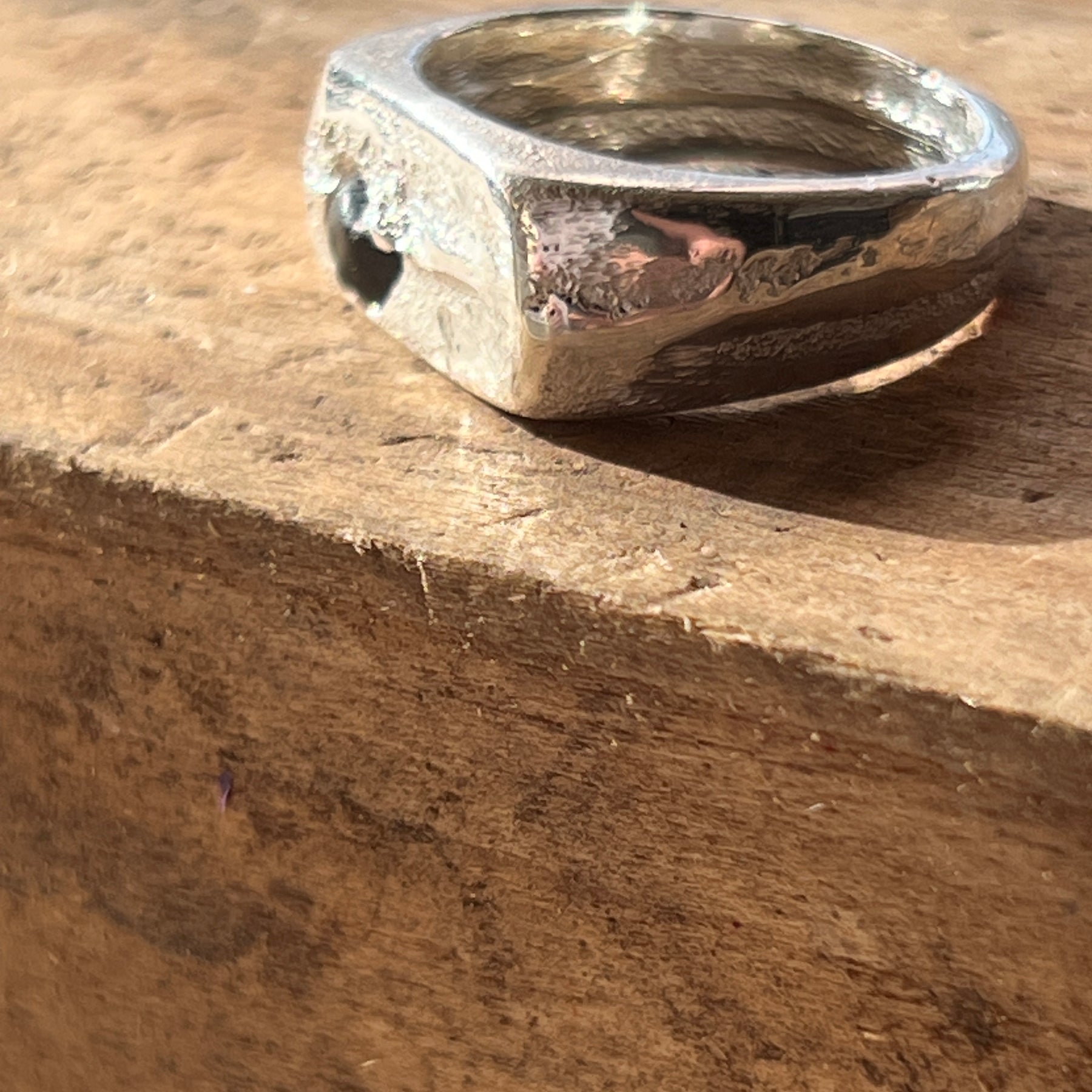 “Mount Wellington” Signet Ring & Sapphire