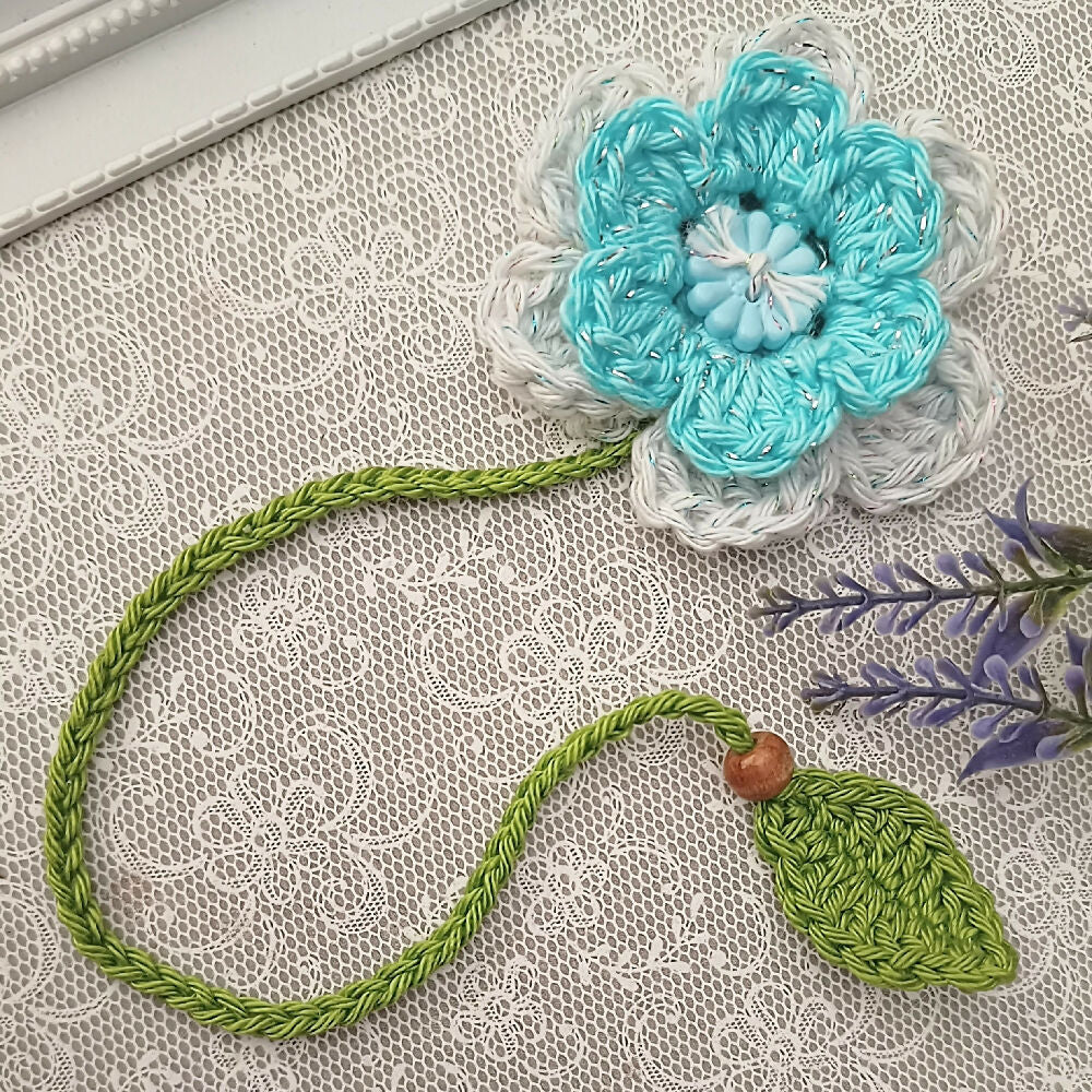 Sparkly Crochet Flower Bookmarks