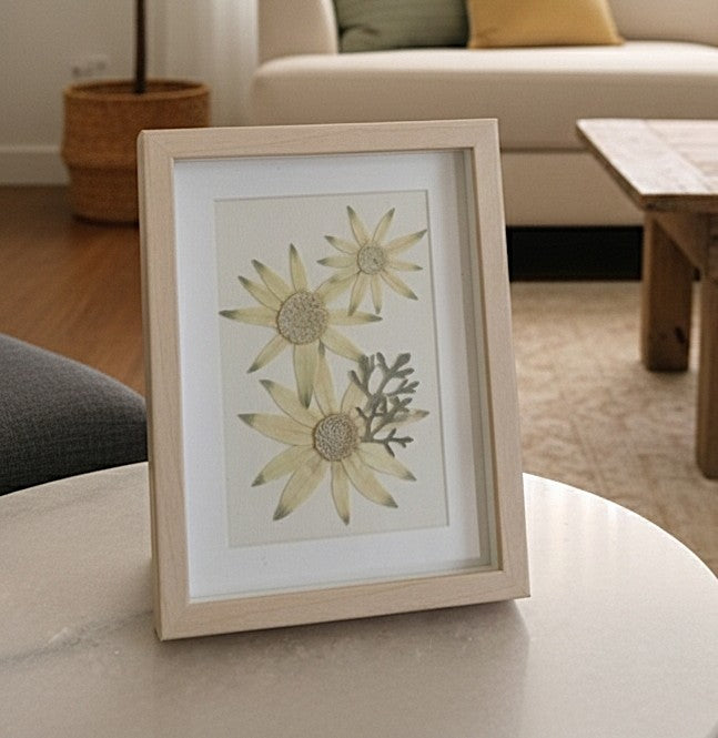 Flannel Flare | Pressed Flower Handmade Card