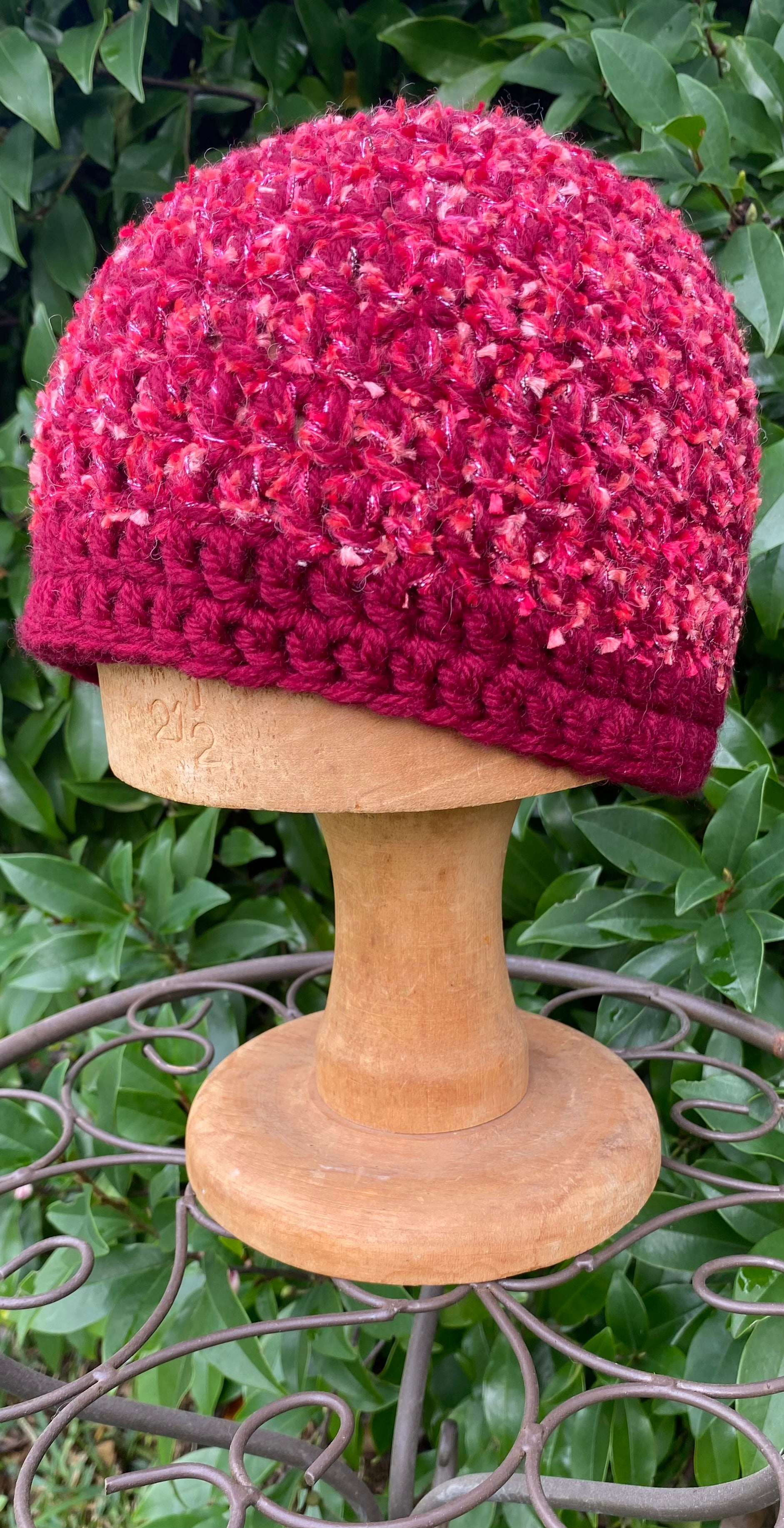 Ladies beanie with subtle sparkle