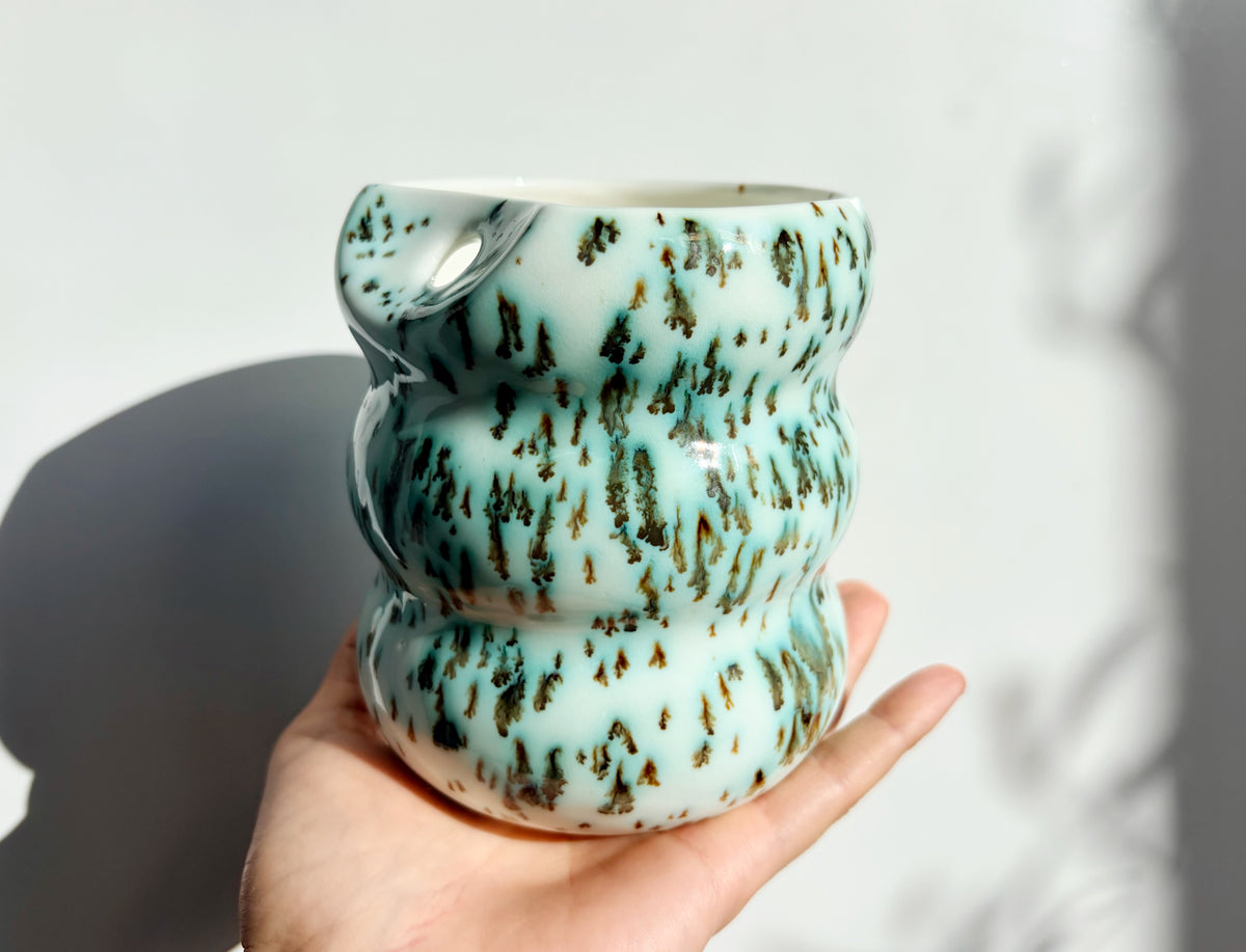 Handcrafted Porcelain Tumbler with Silicon Straw, 600mL Bubble Cup in Moss Glaze