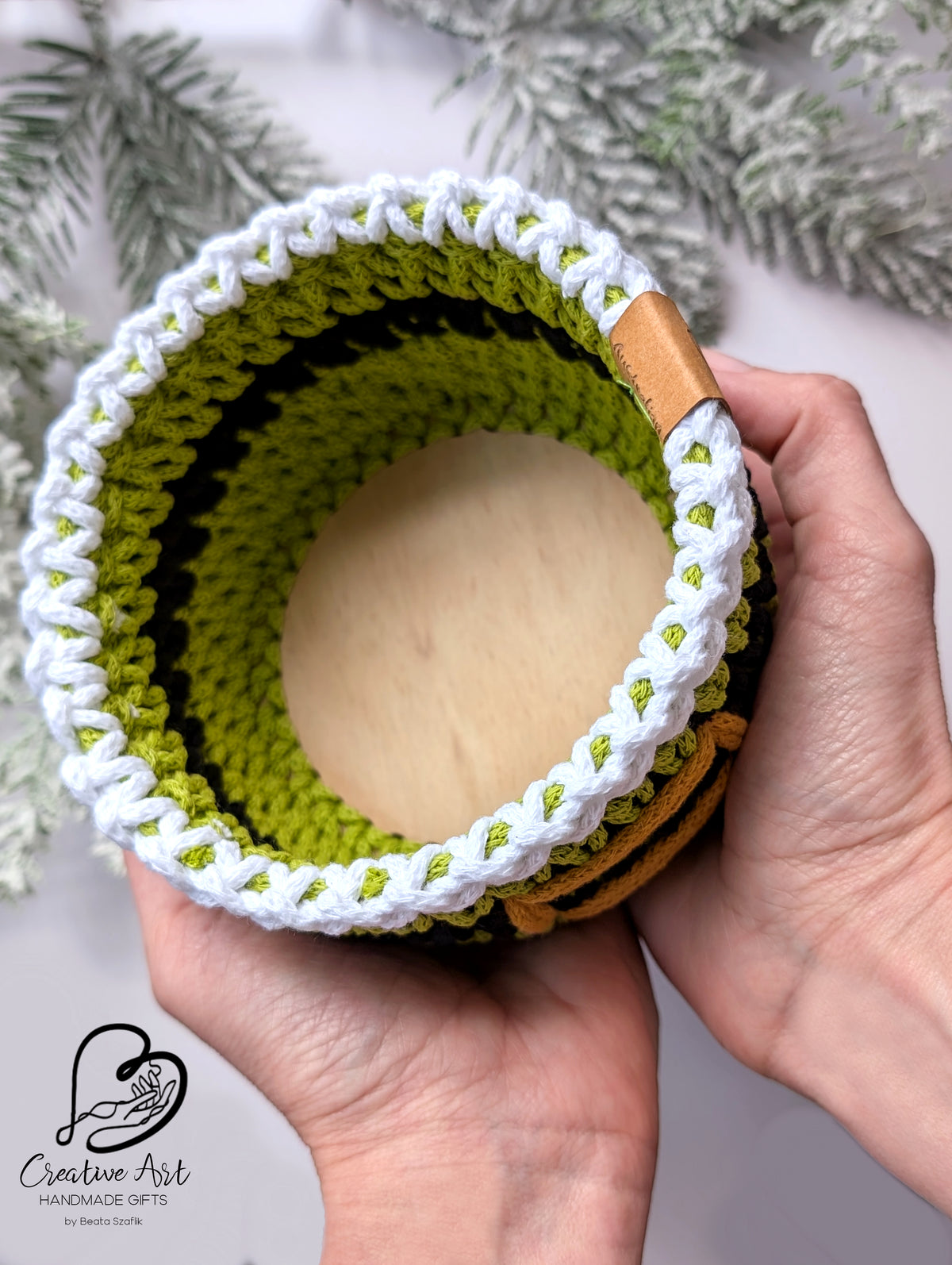 Small Grinch Basket