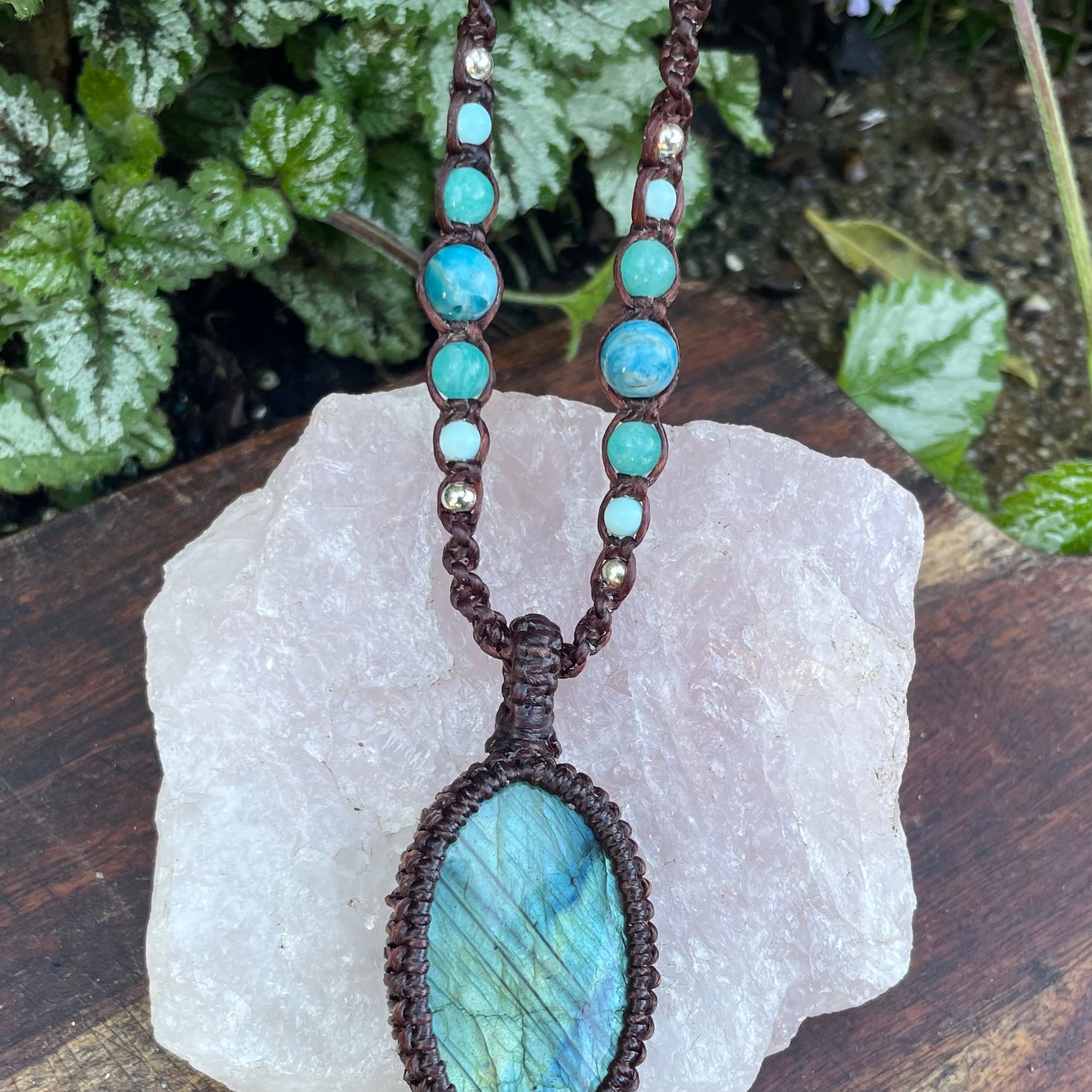 Labradorite Pendant, Macrame necklace boho style, adjustable