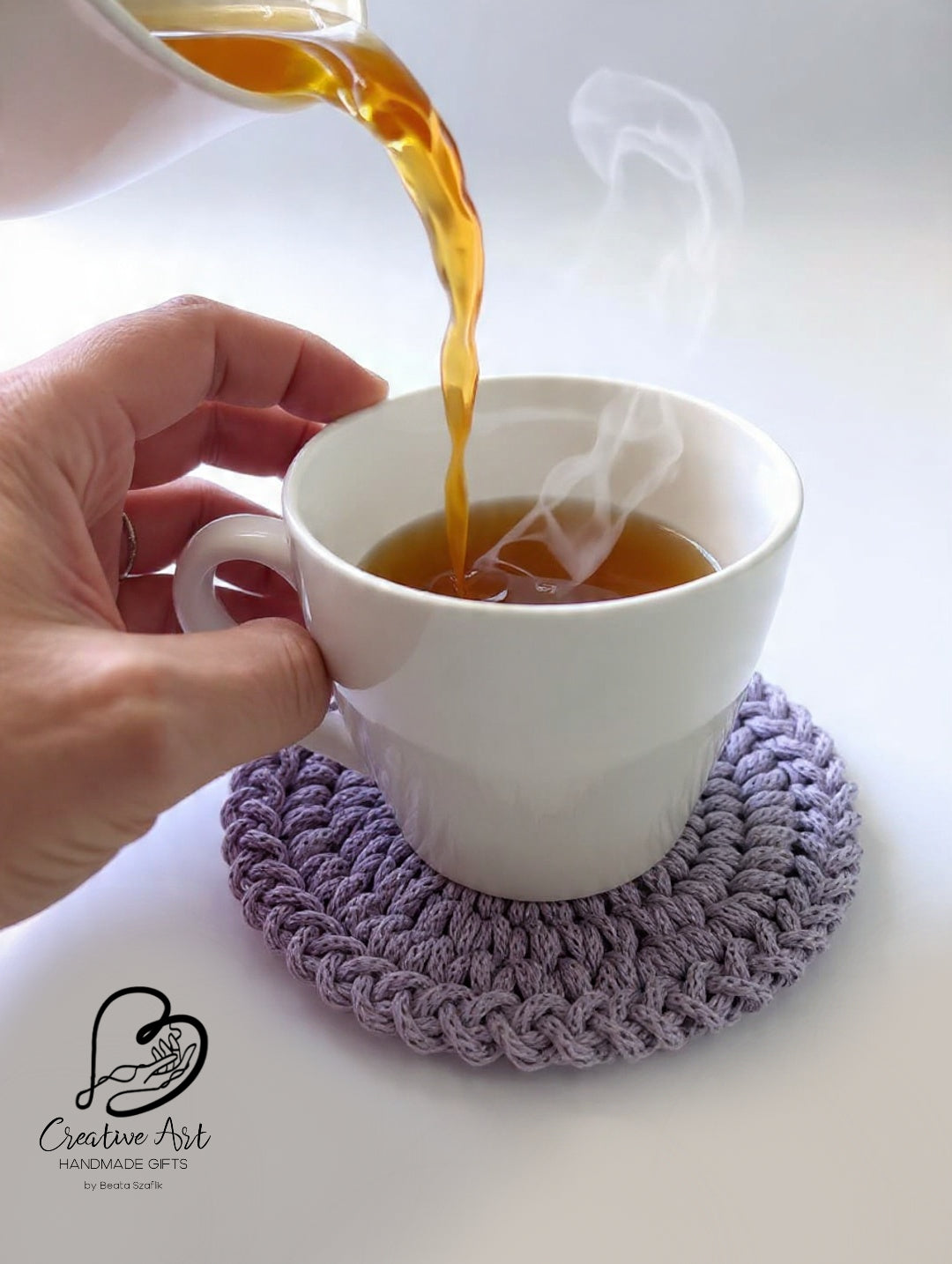 Set of 4 jumbo coasters in a round basket