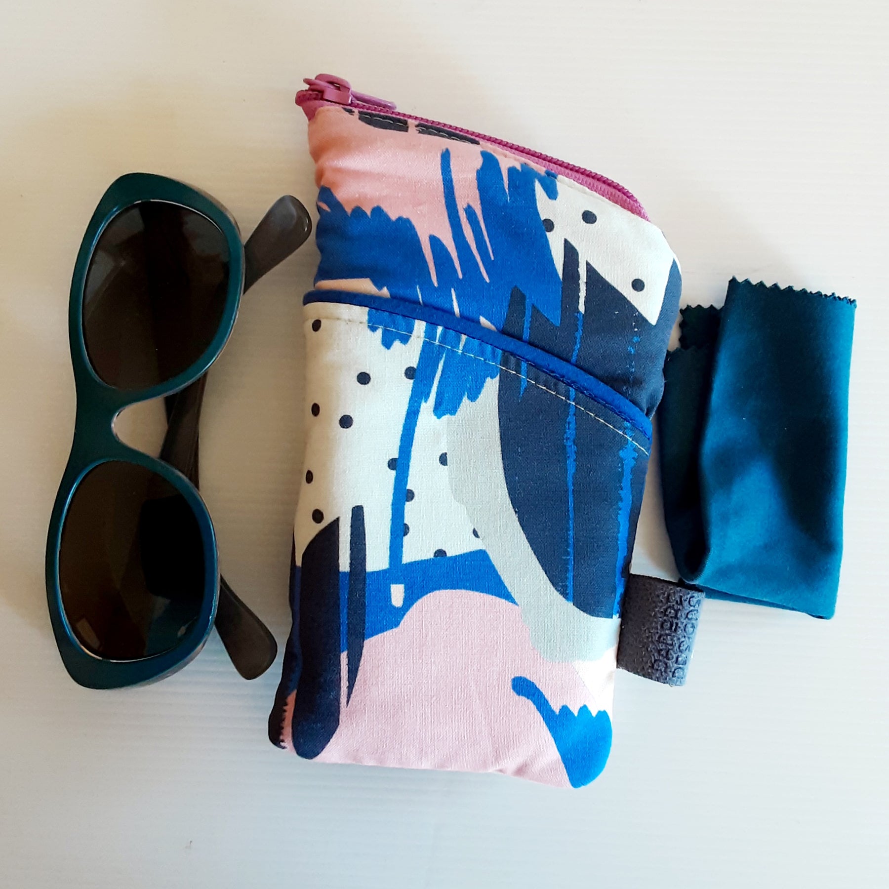 Handmade Padded Sunglass Case, Zippered Eyeglass Pouch