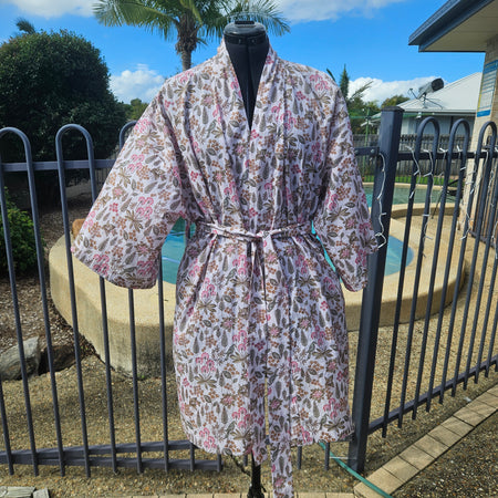 100% Cotton lightweight Dressing Gown in Spring Flower