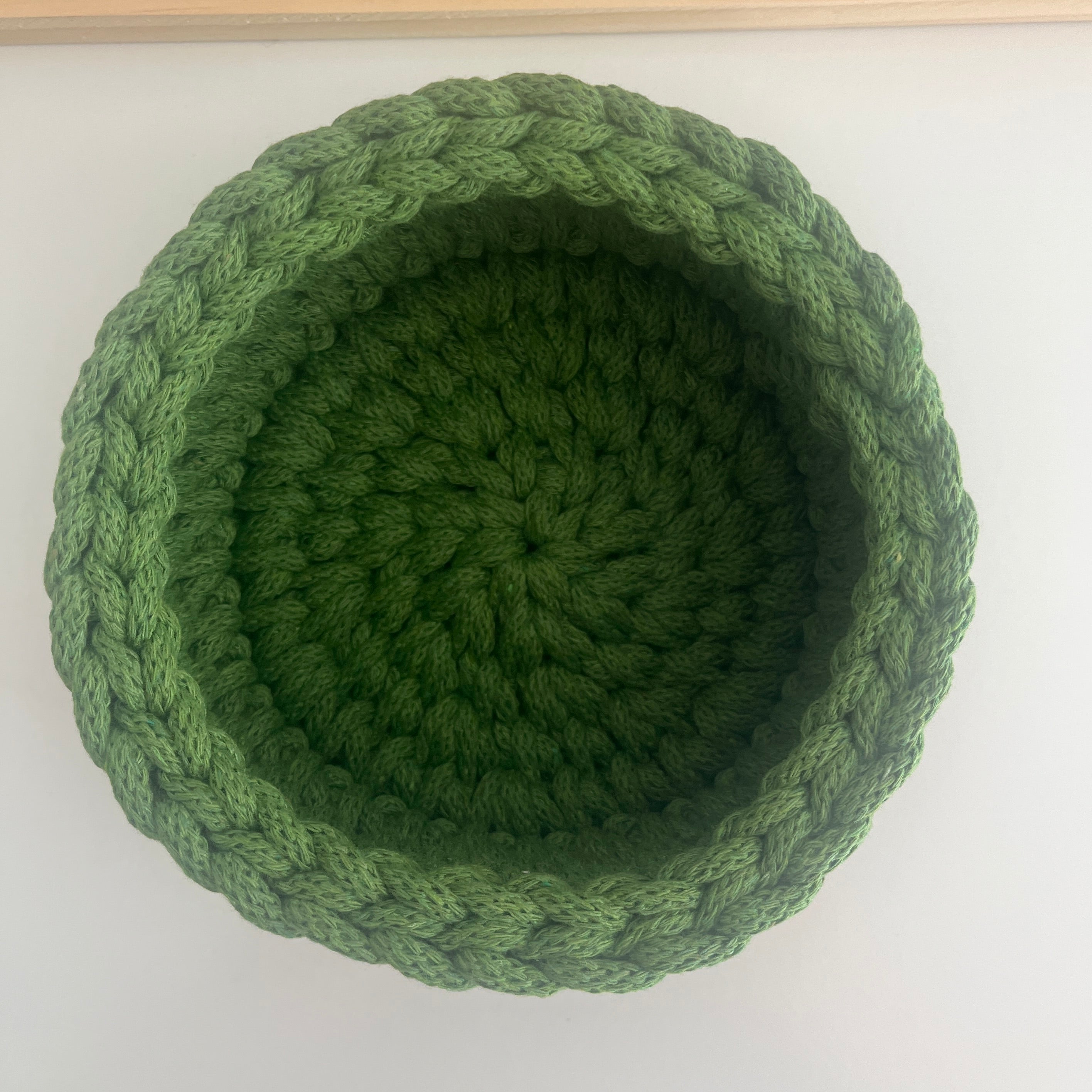 Crochet basket in vibrant green shade - Fern