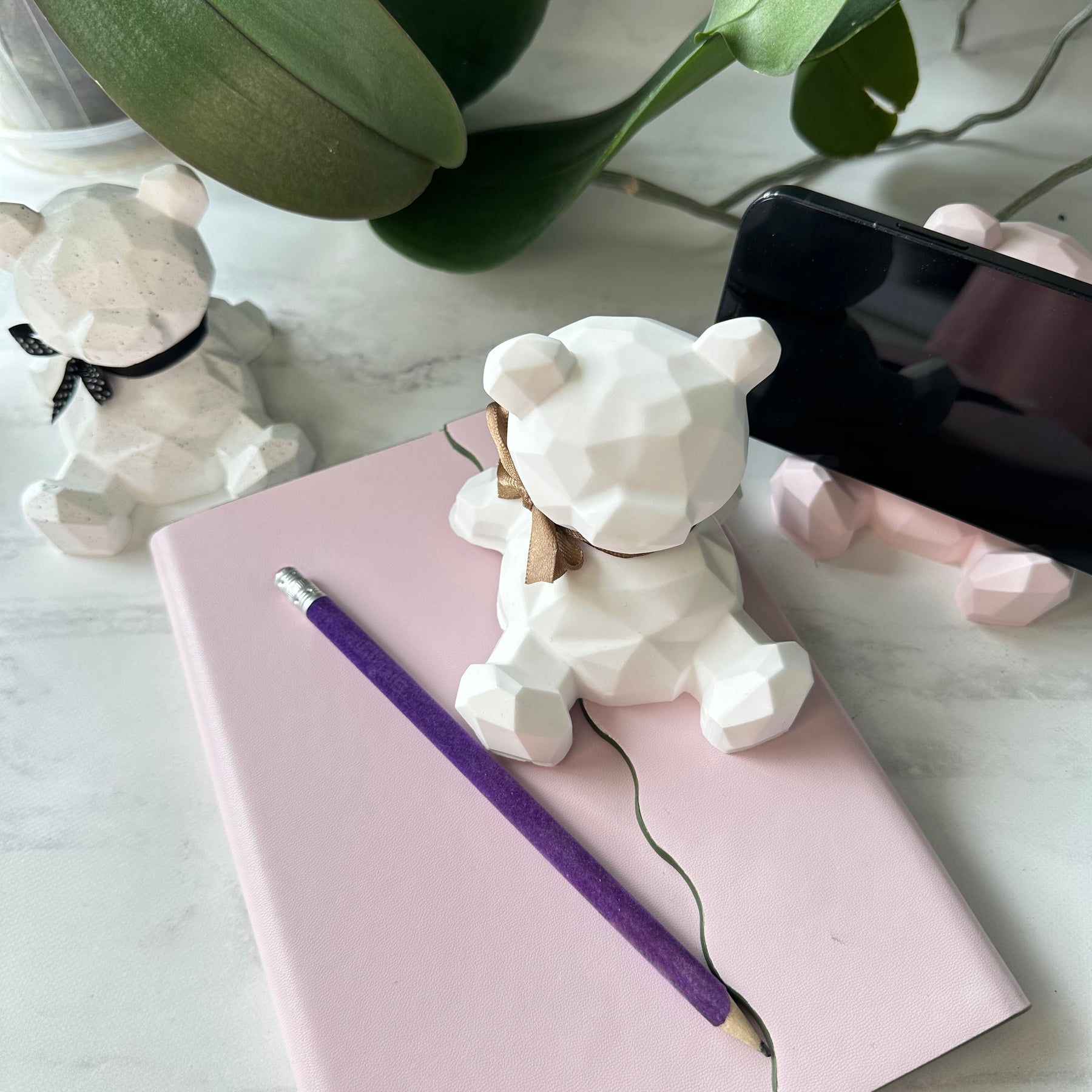 Geometric Bear Phone Holder