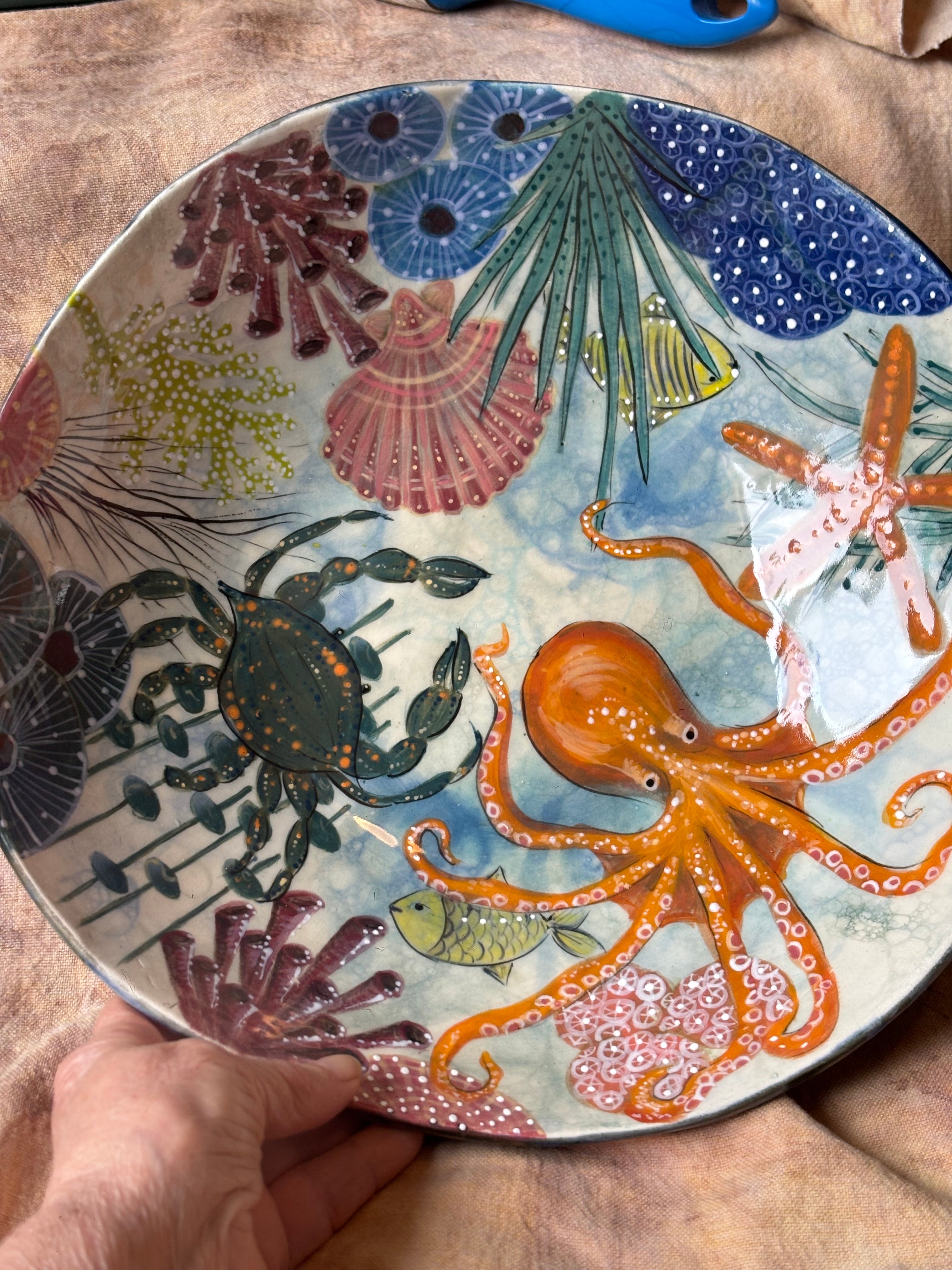 Sea life bowl